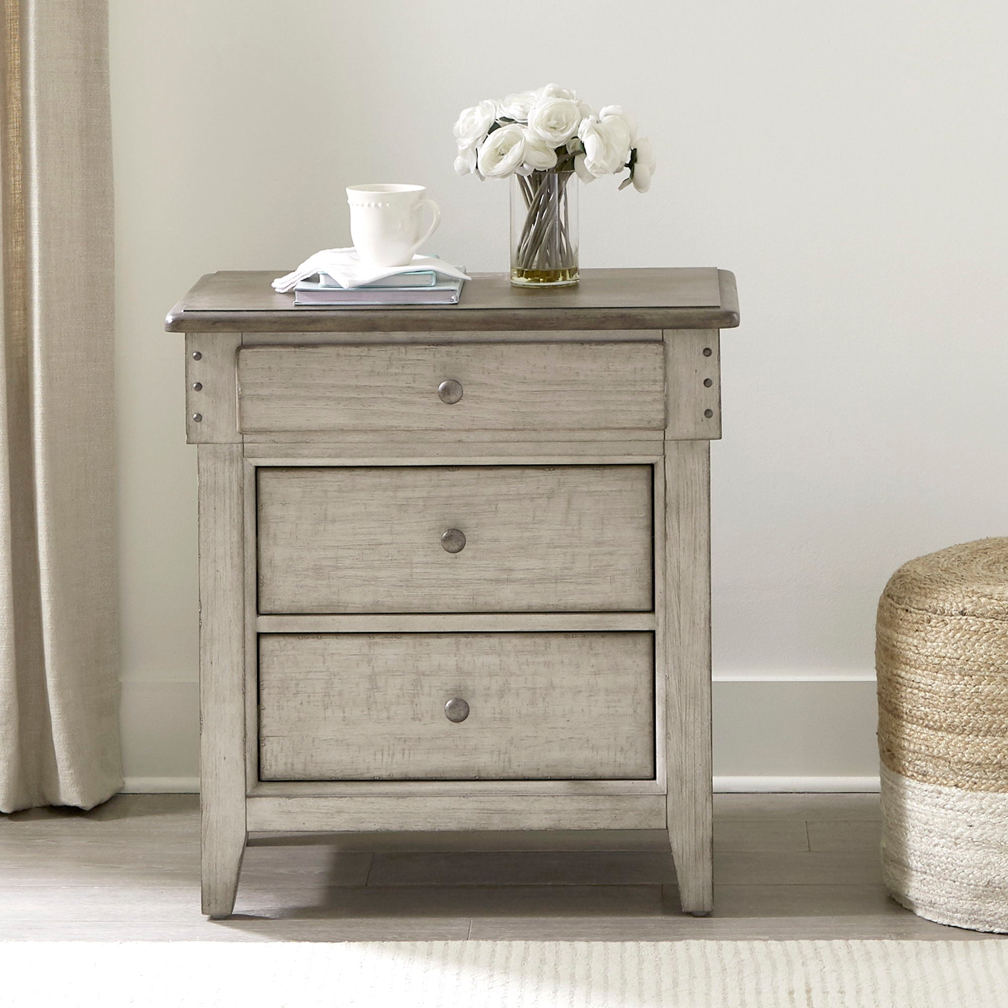 Liberty Furniture Ivy Hollow - 3 Drawer Nightstand With Charging Station - White | Meri Furniture