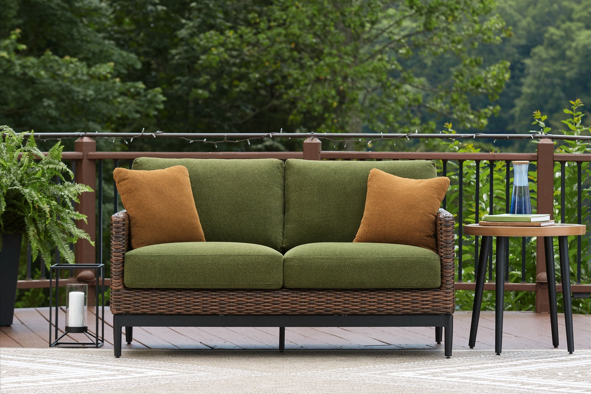 Signature Design by Ashley® Horizon Hall - Brown / Green - Loveseat With Cushion | Meri Furniture