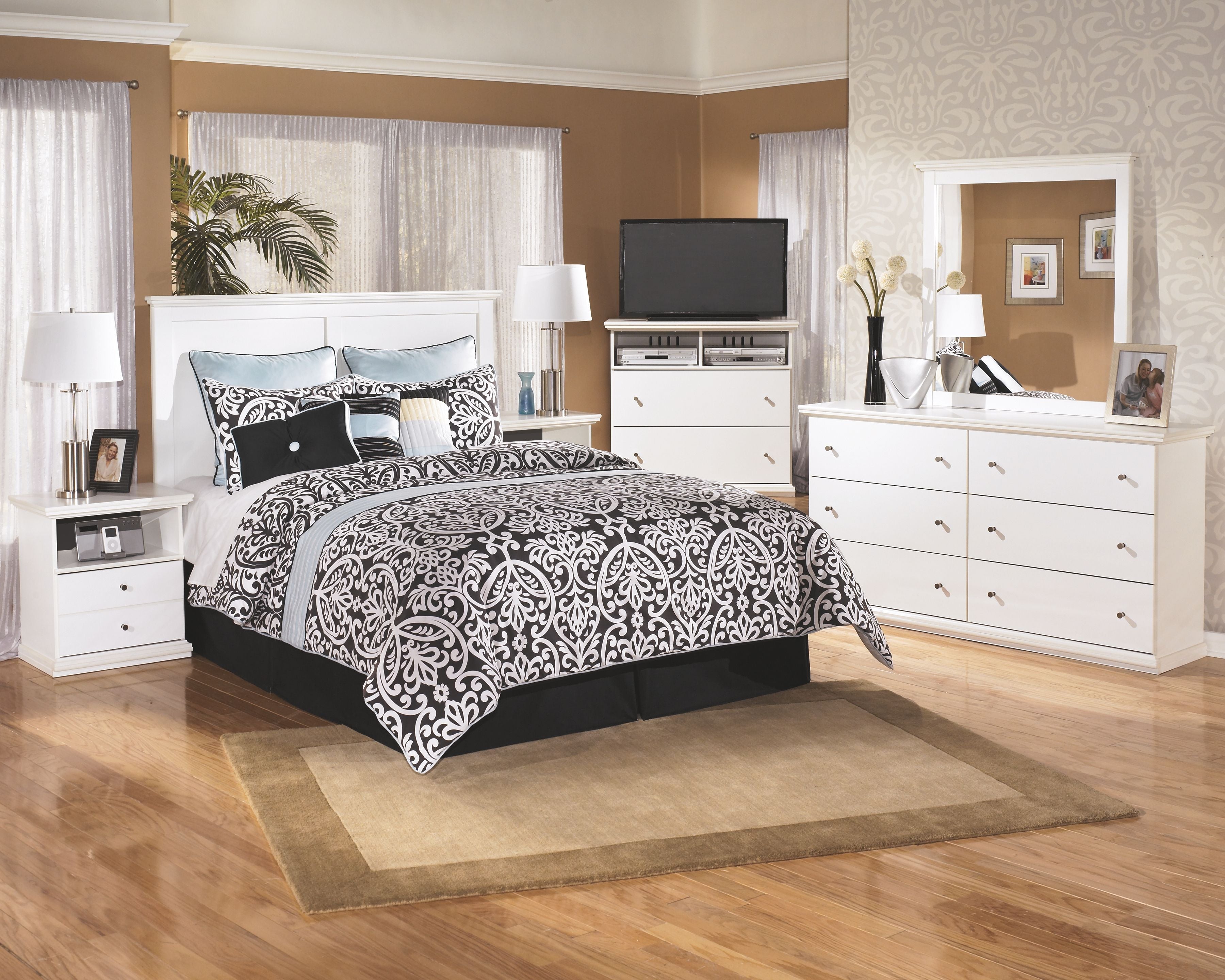 Ashley Furniture Bostwick - Panel Headboard | Meri Furniture