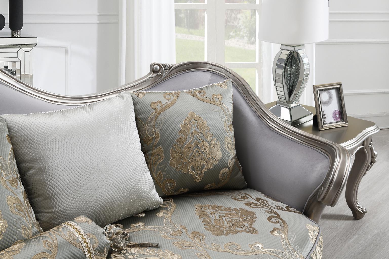 U198 - Traditional Sofa - Gray