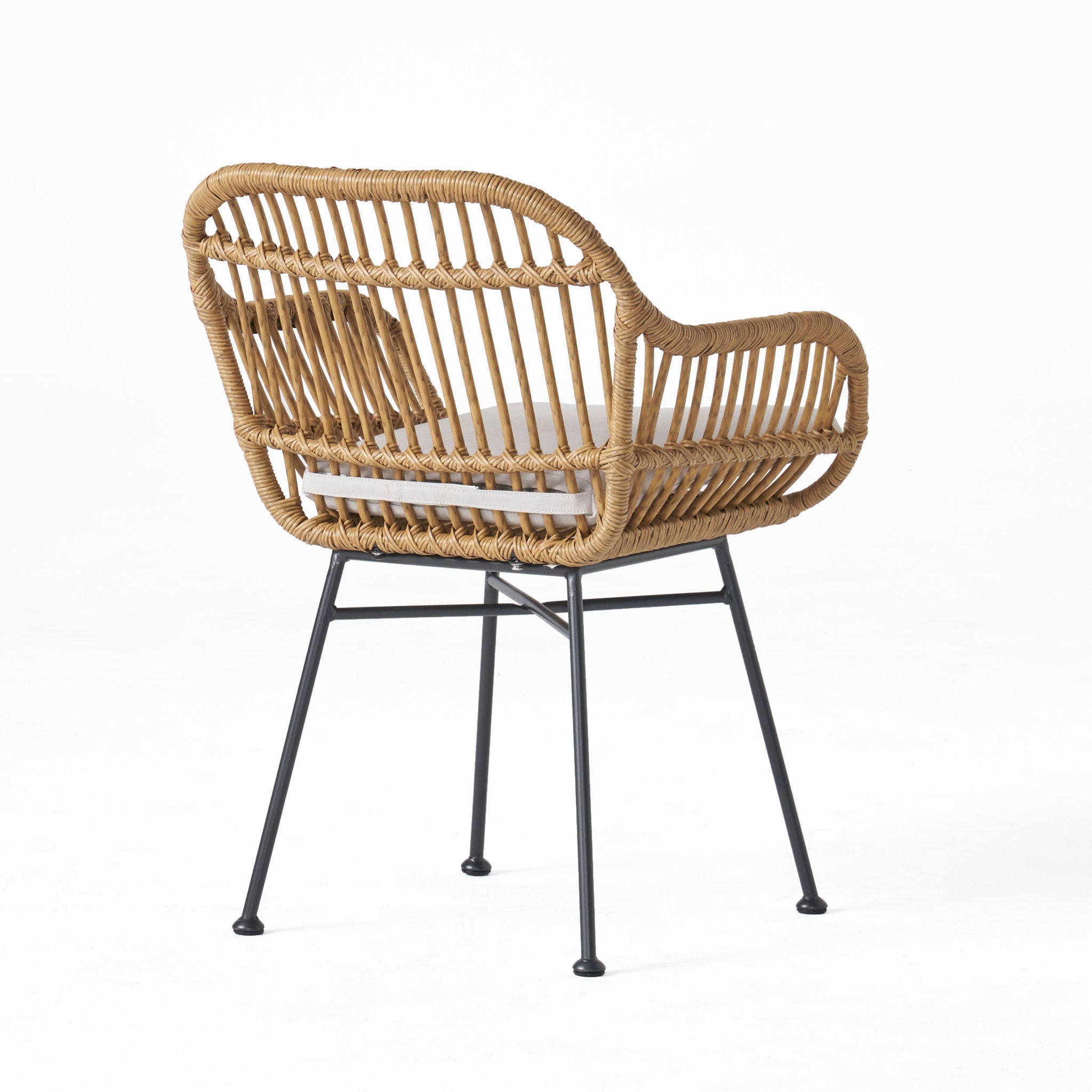 Outdoor Rattan Accent Chair With Metal Legs
