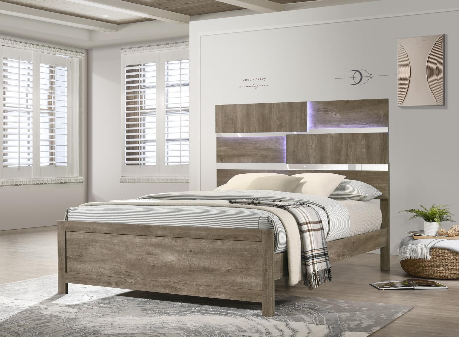 B348 - LED Bed
