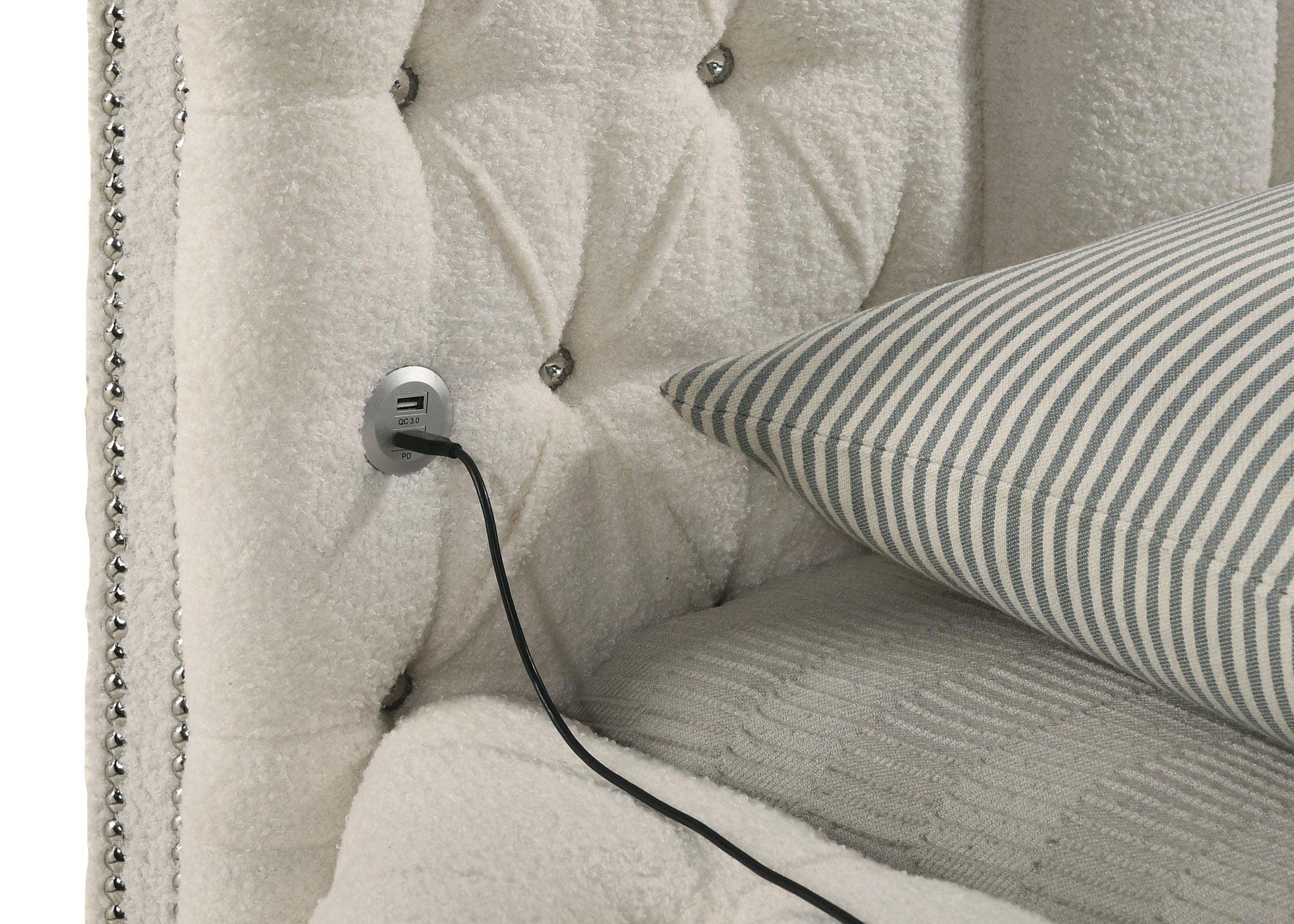 Sonya 4-piece Upholstered Queen Bedroom Set Ivory