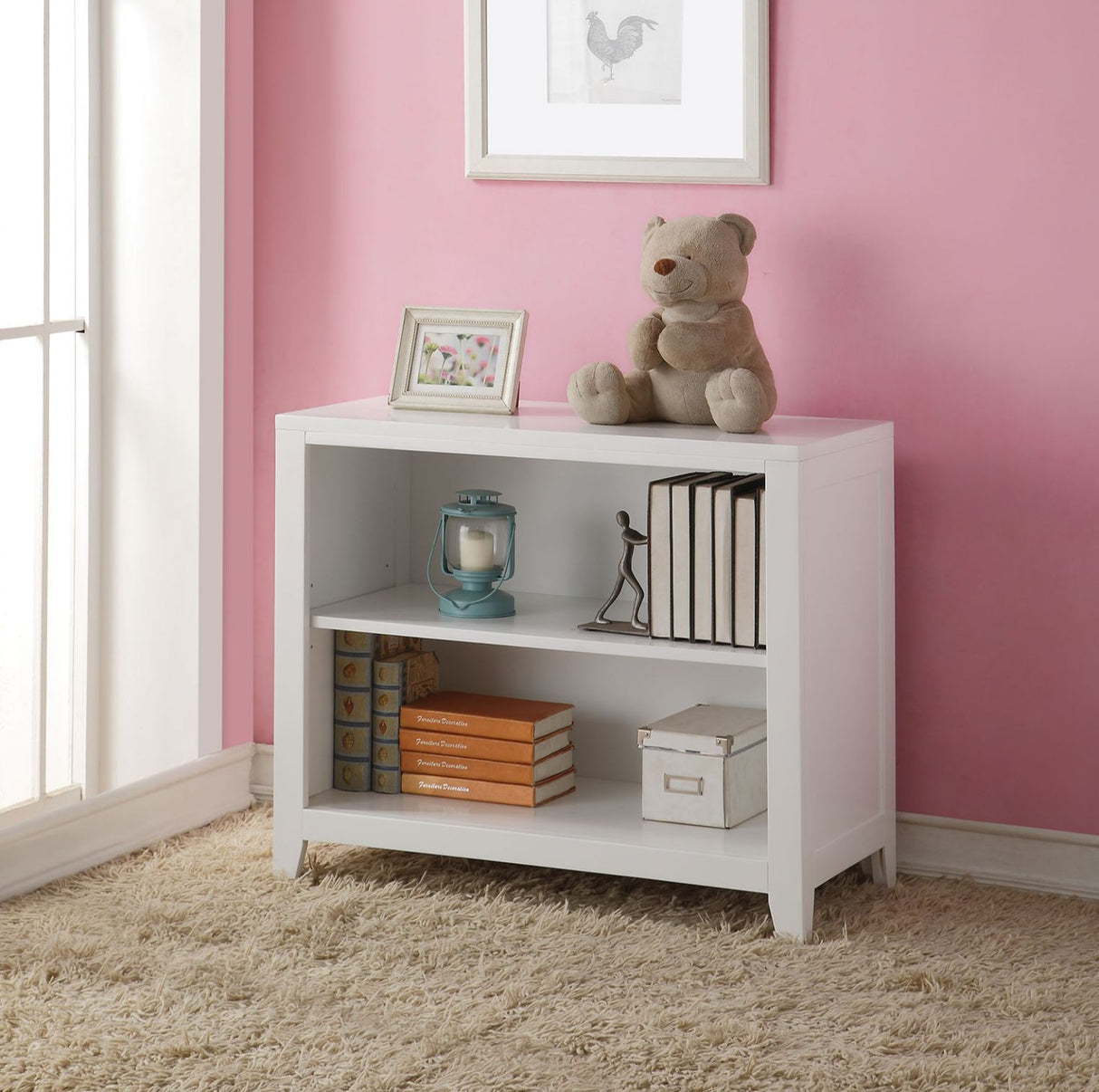 Create the dream bedroom for your little girl with Edalene collection.