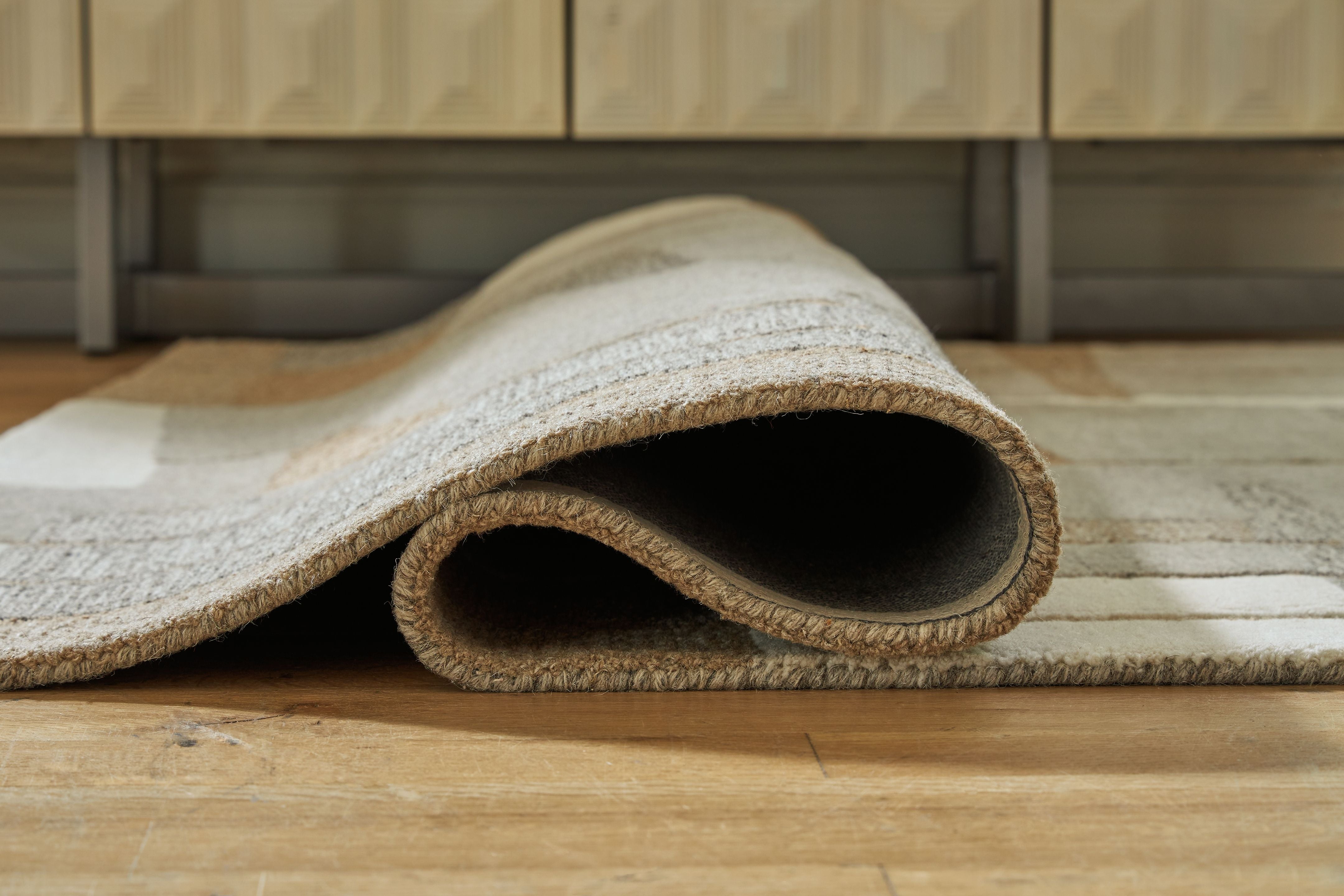 Signature Design by Ashley® Abbotton - Rug | Meri Furniture