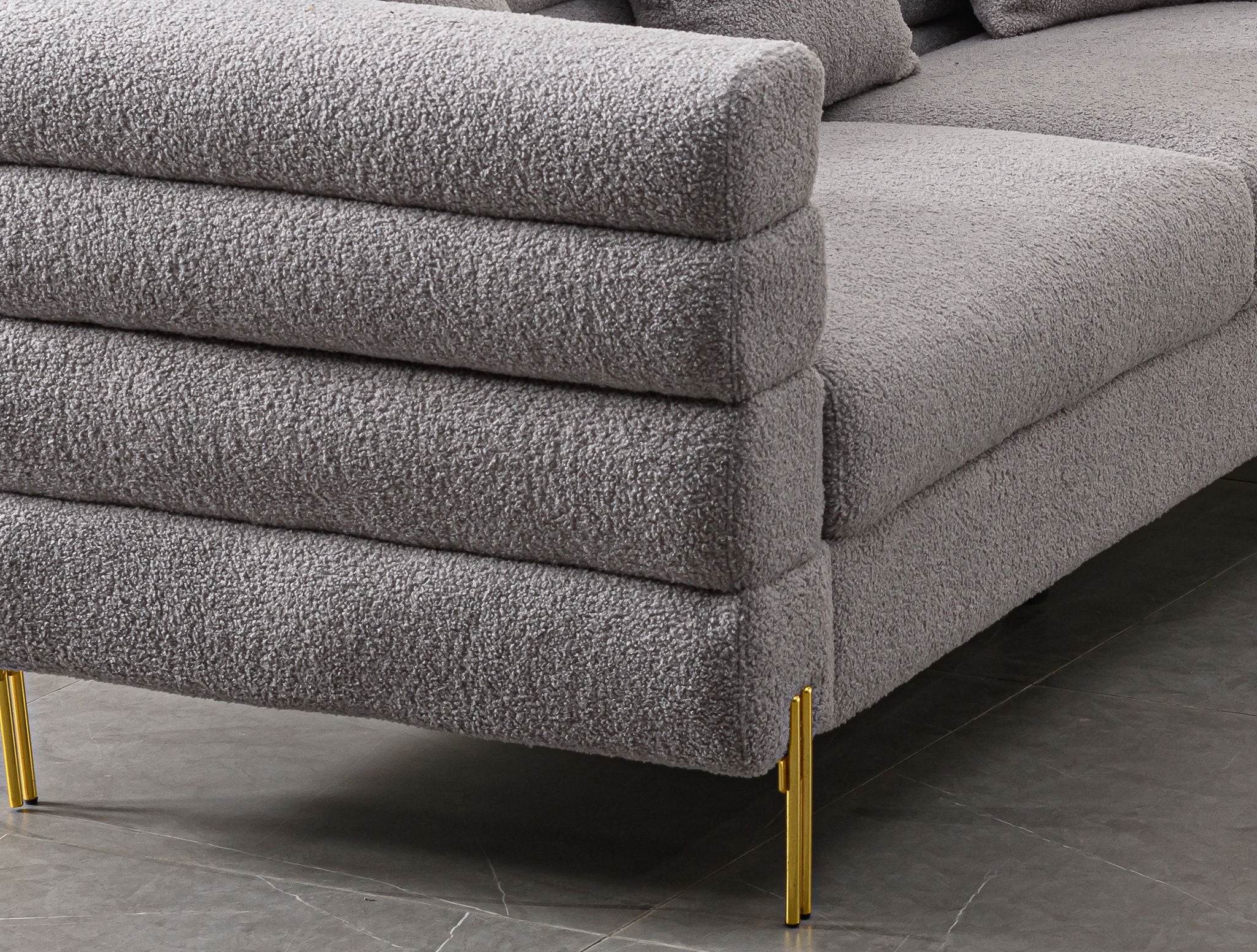 Modern Luxurious And Comfortable Upholstered Sofa