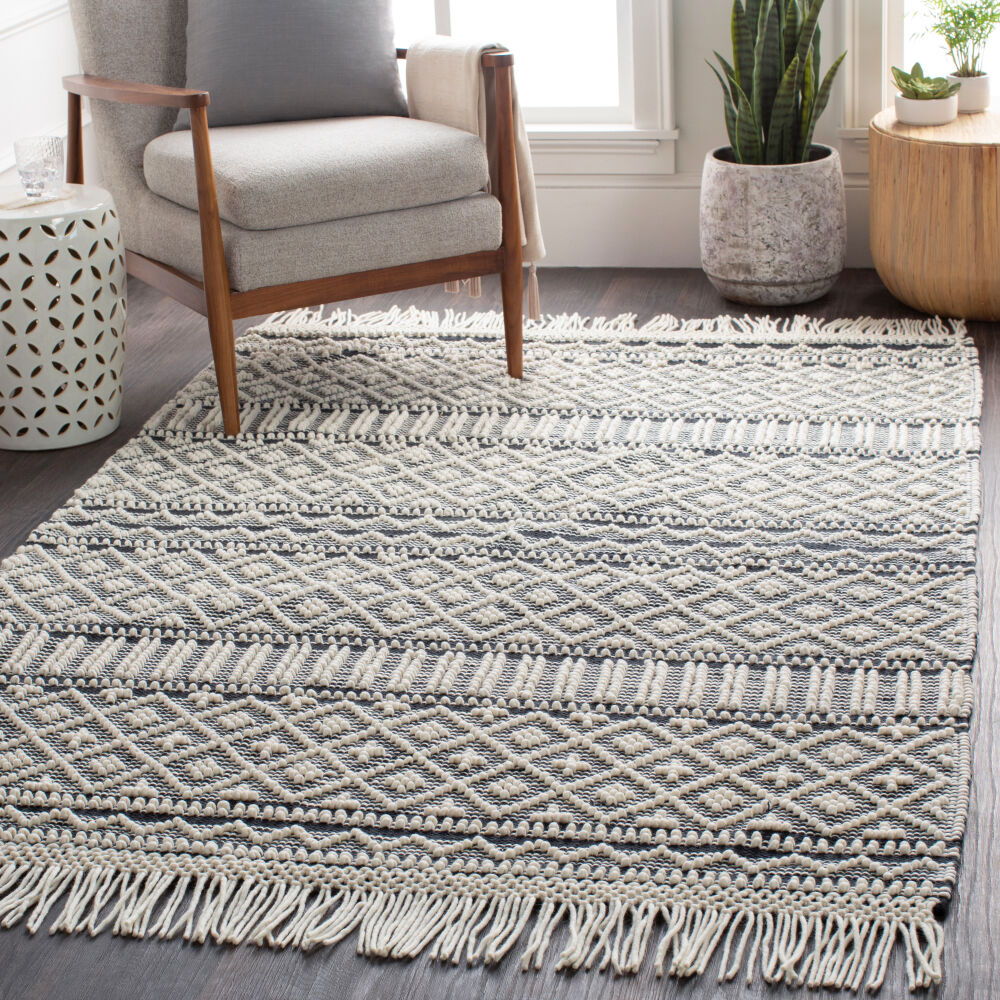 Farmhouse Tassels Handmade Rug