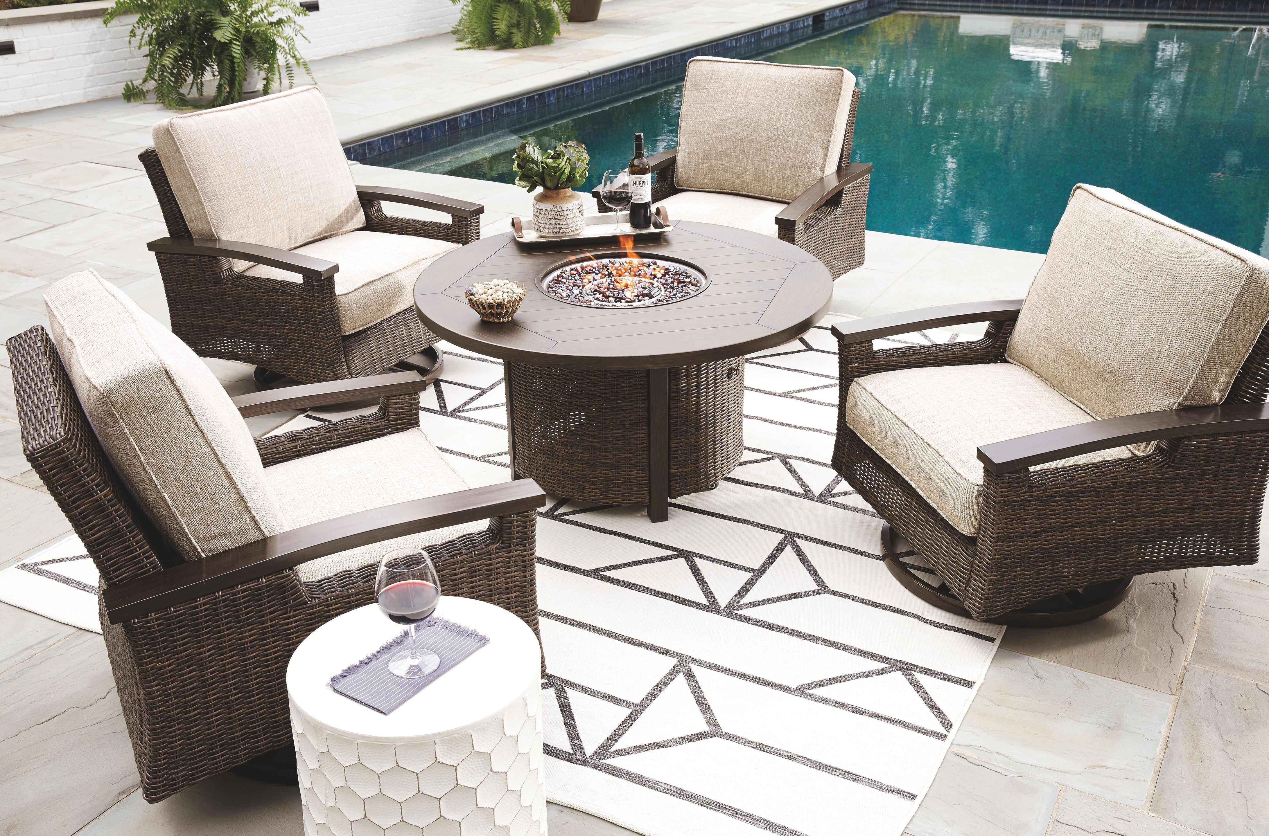 Signature Design by Ashley® Paradise Trail - Medium Brown - 5 Pc. - Conversation Set With 4 Swivel Lounge Chairs | Meri Furniture