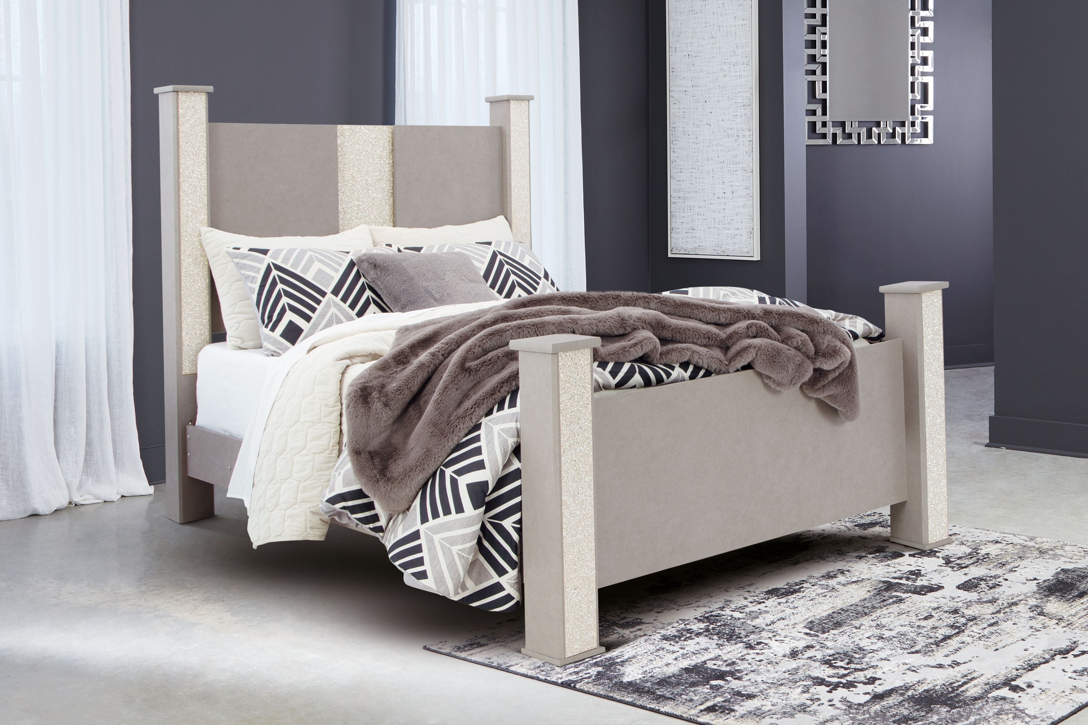 Signature Design by Ashley® Surancha - Poster Bed | Meri Furniture
