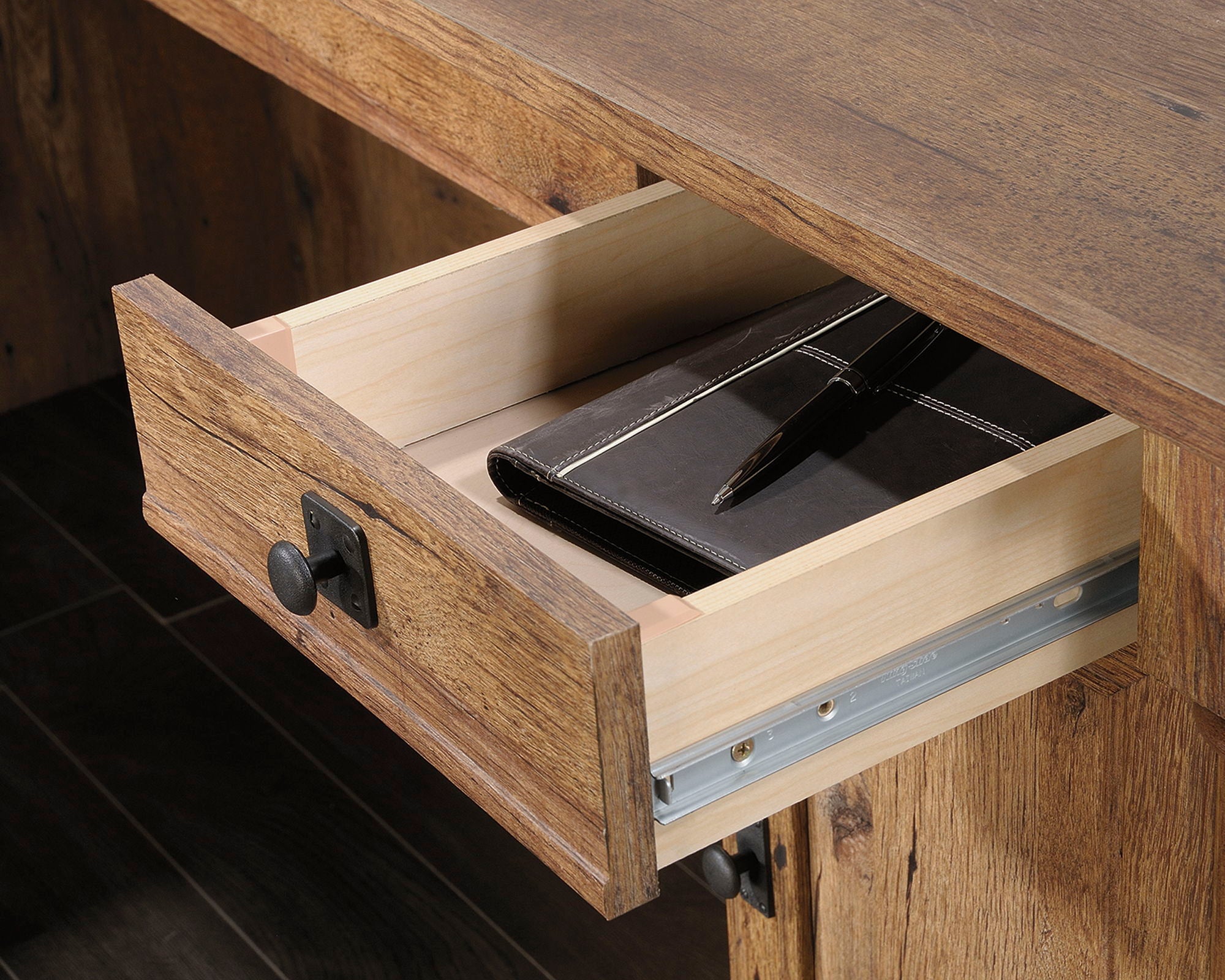 Traditional Style L-Shaped Desk in Vintage Oak