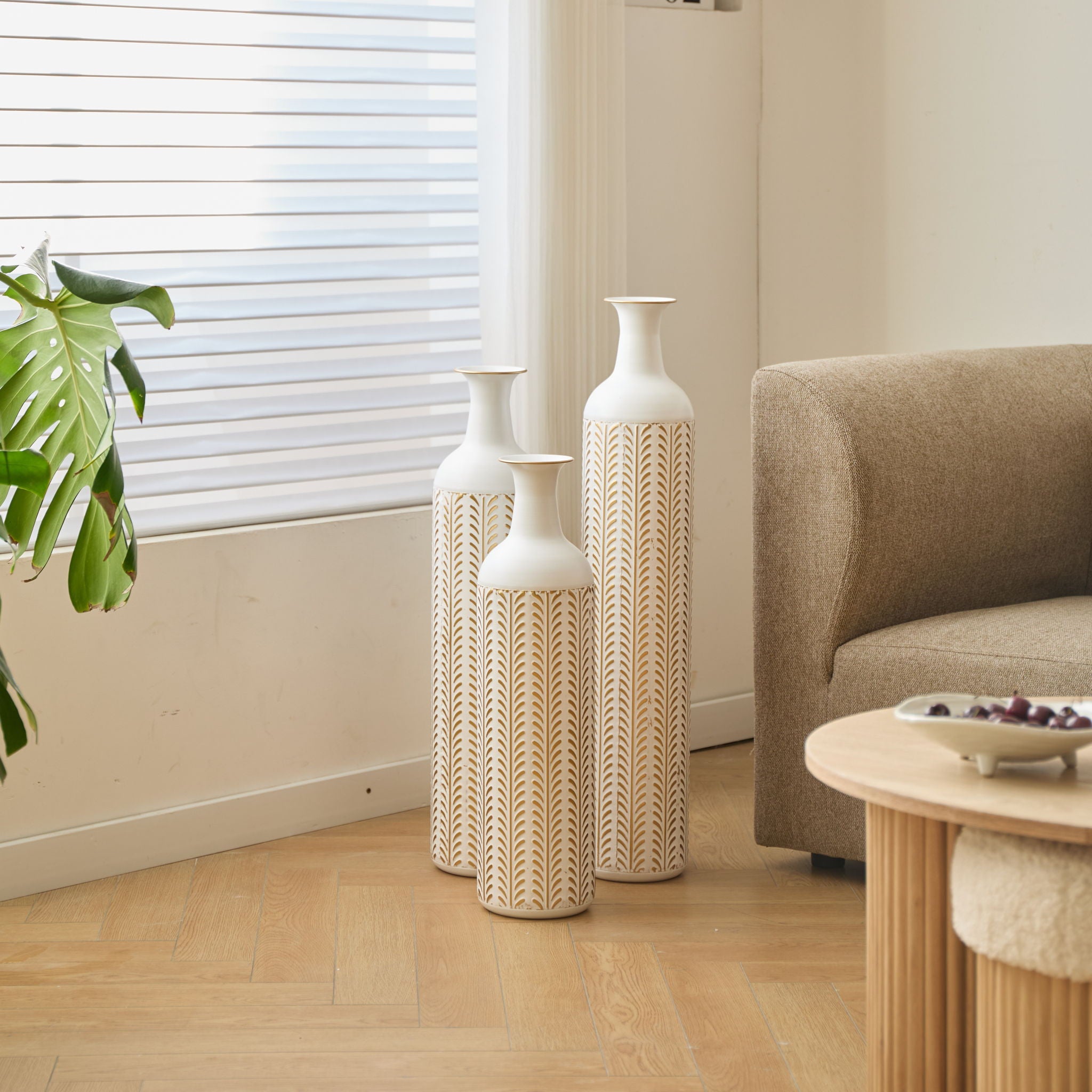 Floor Metal Vase Modern Style Decoration Home Metal Vase 3 Piece Set Gorgeous Home Decoration Large Glazed Metal Vase - Gold / White