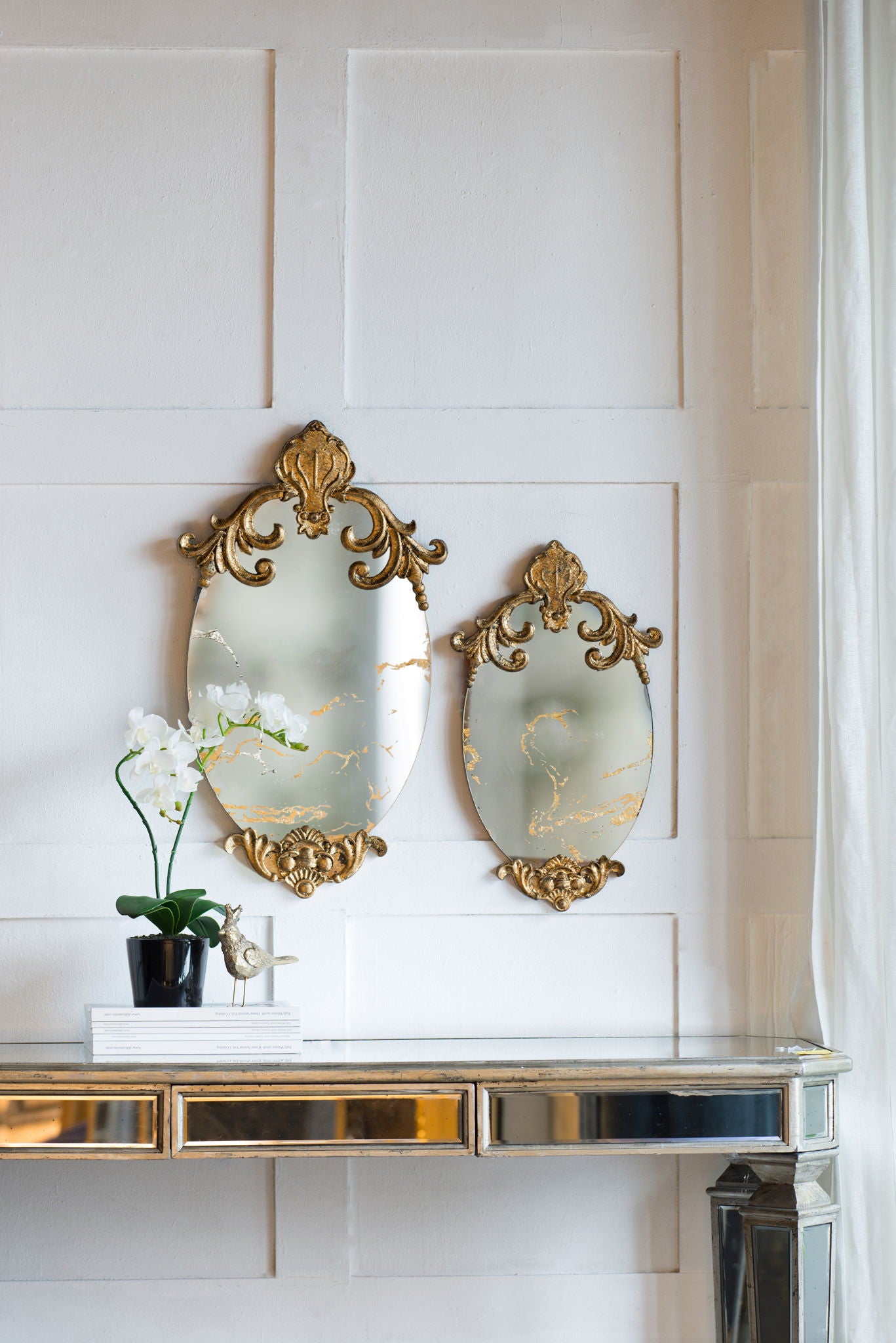 Decorative Oval Wall Mirror, Accent Mirror For Living Room, Entryway, Bedroom