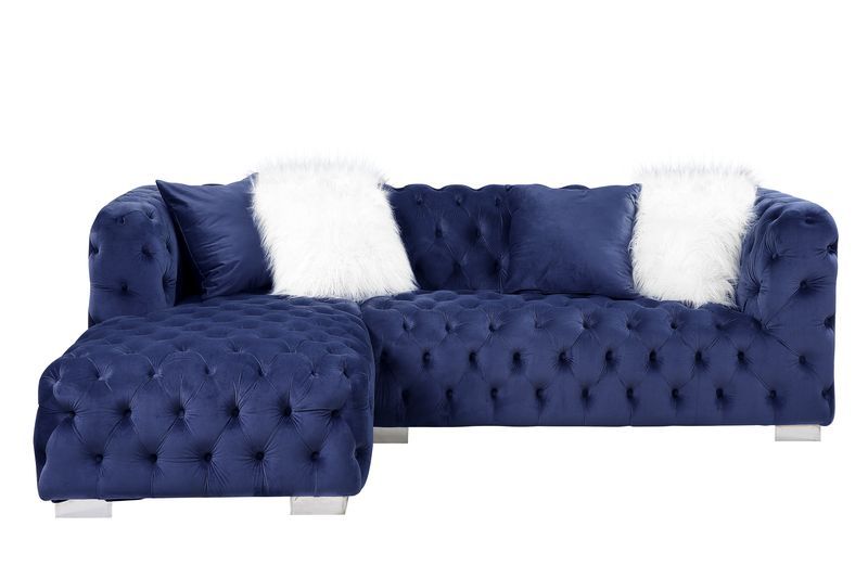 ACME •KD Legs•4 Pillows Included(Loveseat: 1 Fur+1 Body/Chaise: 1 Fur+1 Body)•Foam Density: D28 | Meri Furniture