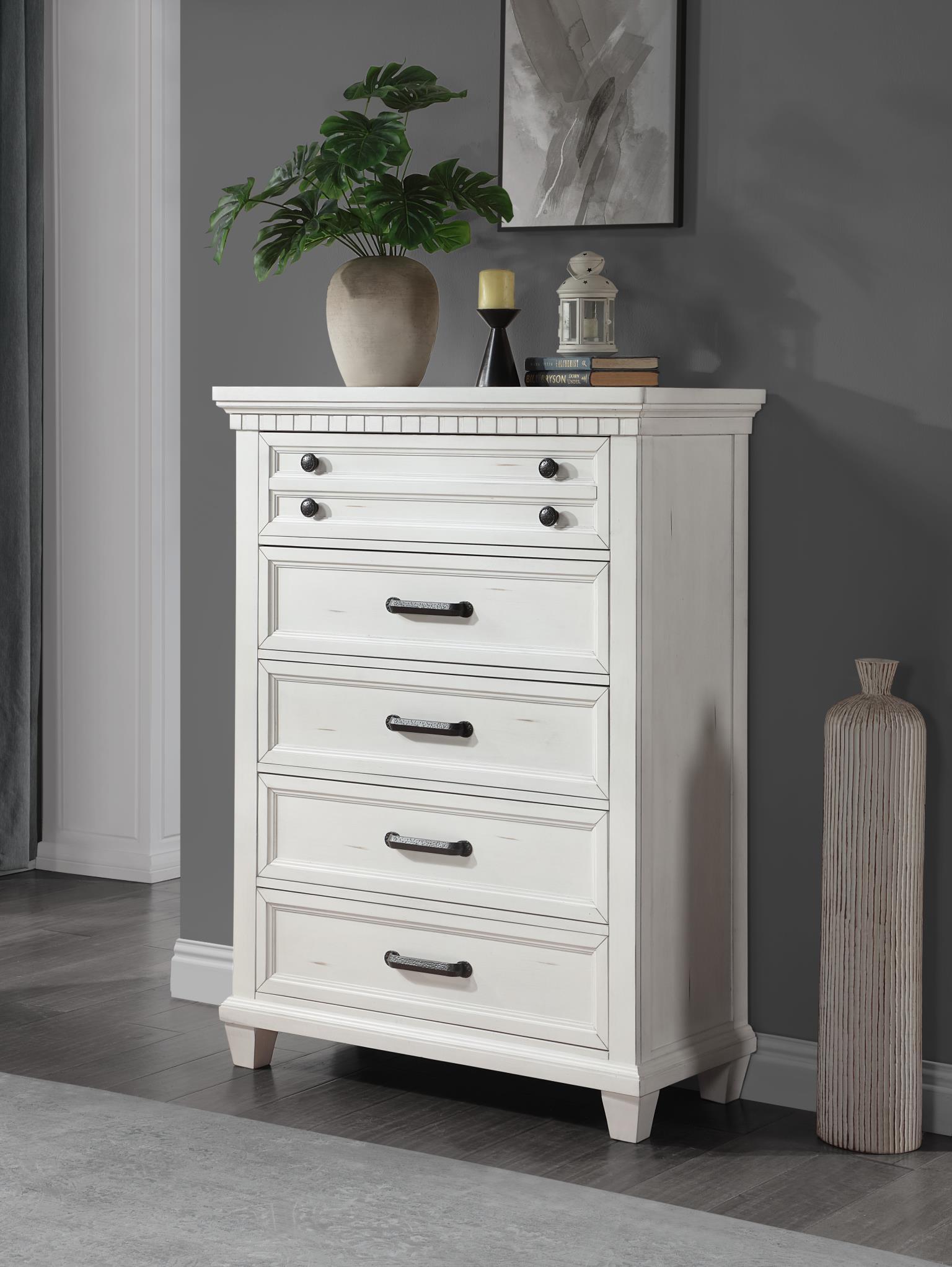 B078 - Chest - White