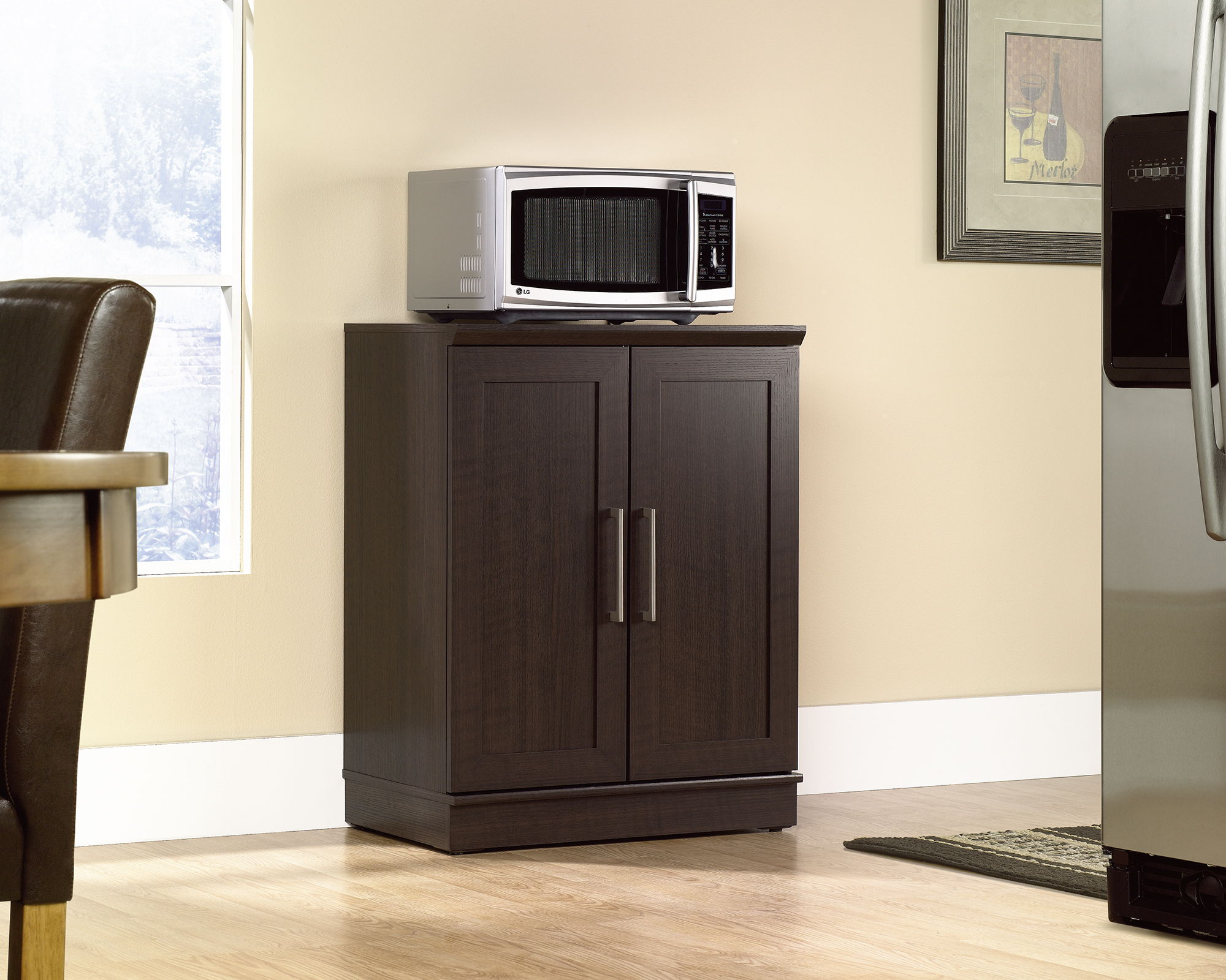 Base Cabinet in Dakota Oak