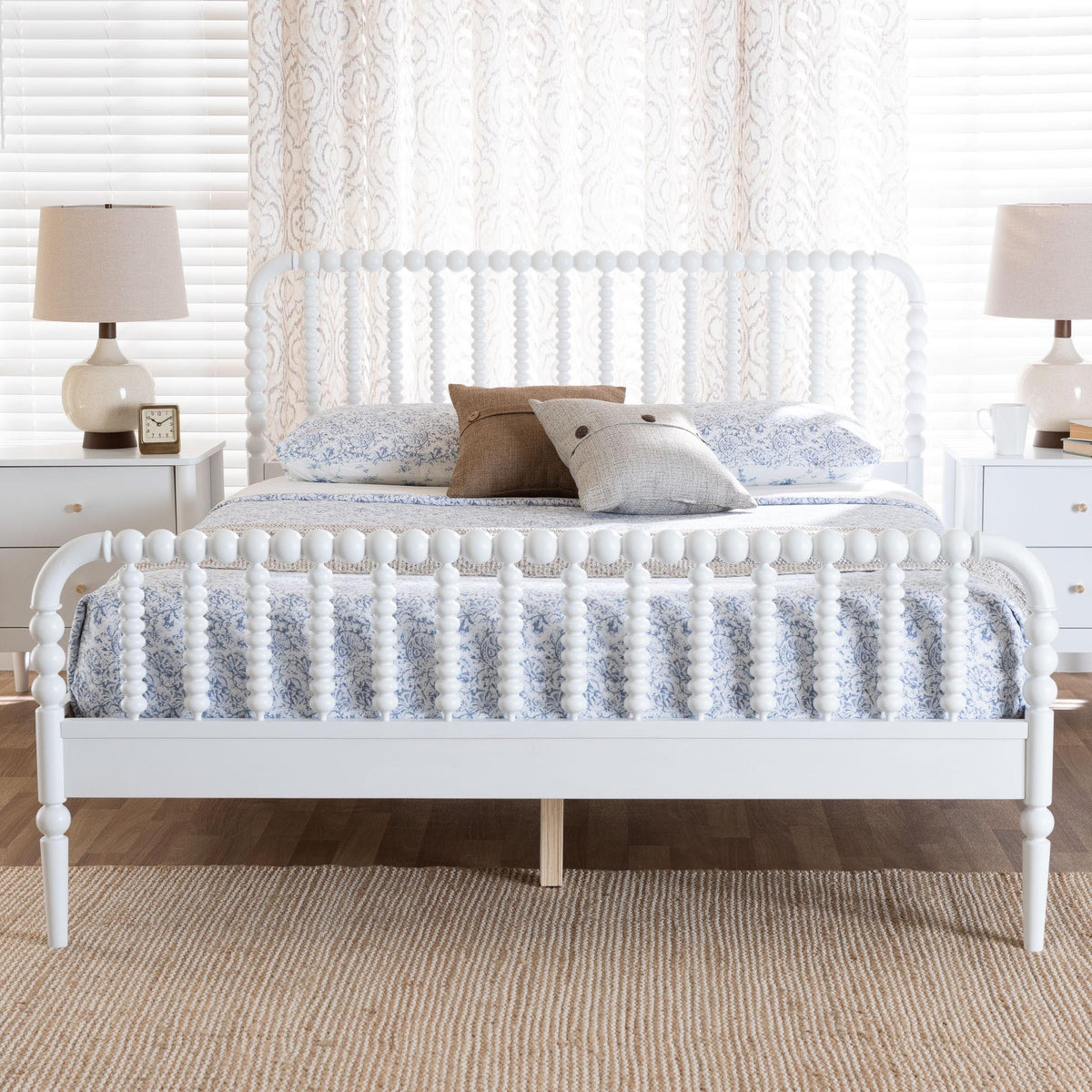 Lucera Mid-Century White Full Size Bobbin Bed