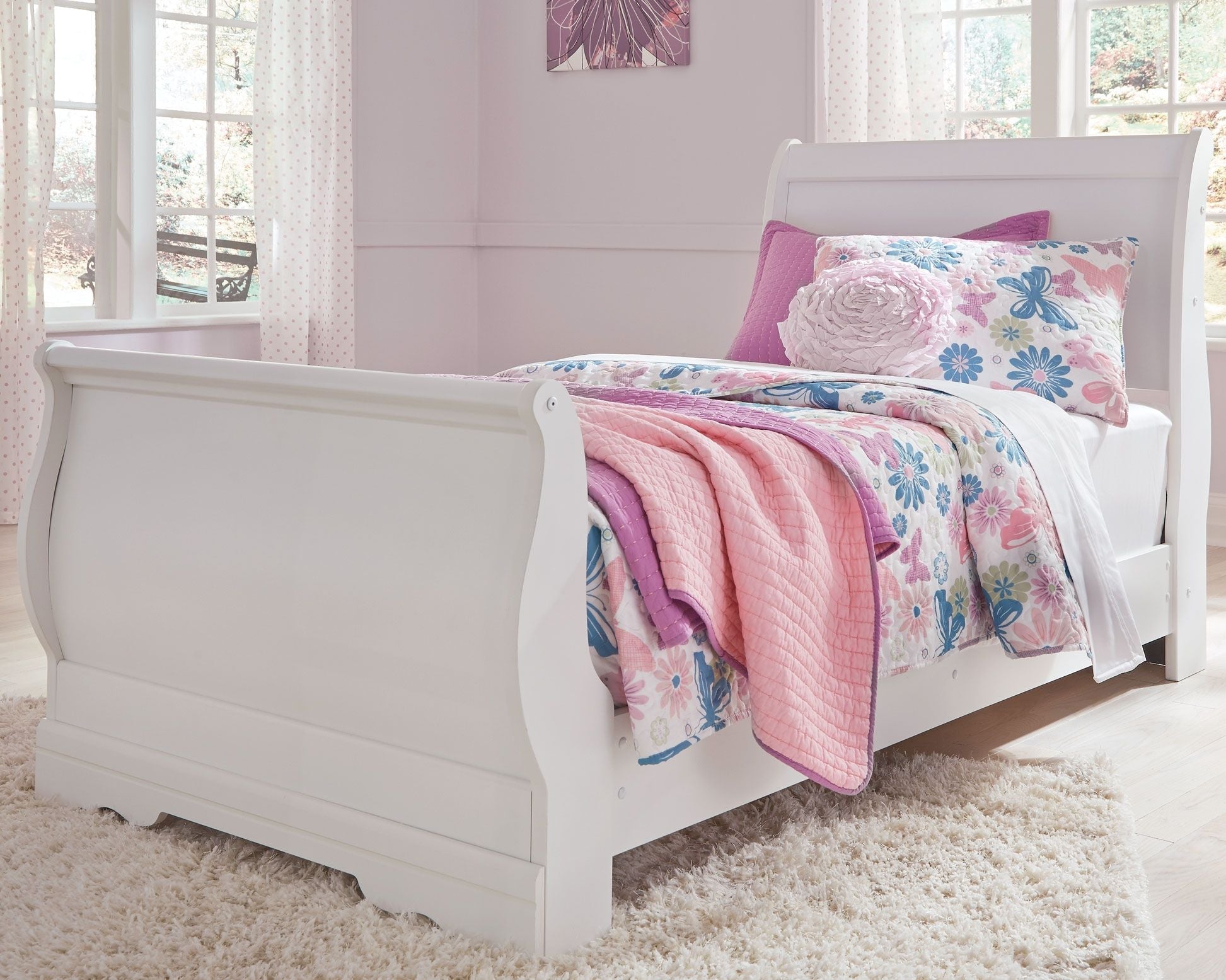 Signature Design by Ashley® Anarasia - Sleigh Bed | Meri Furniture