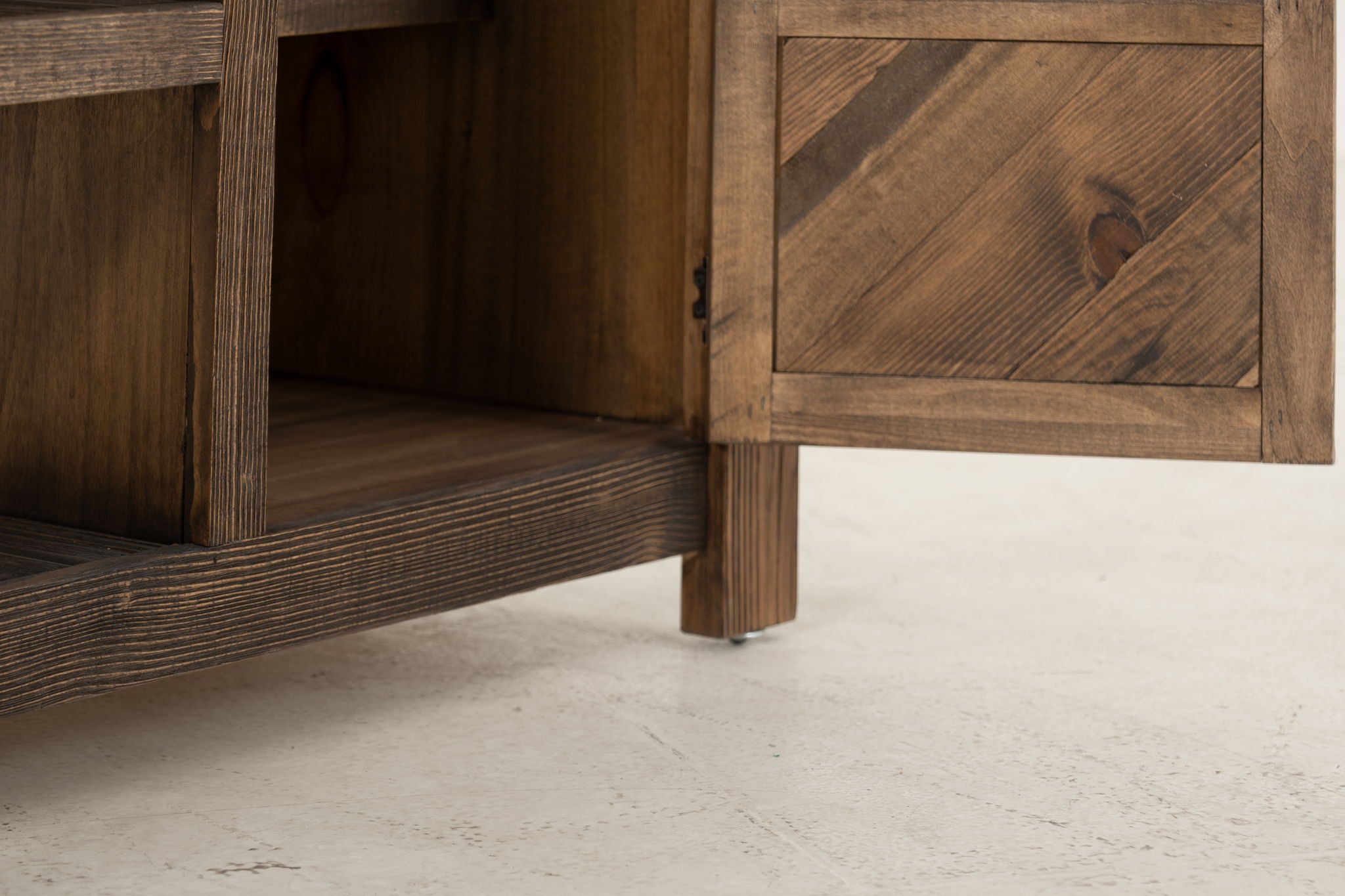 Dutton - Kitchen Island - Rookwood Brown