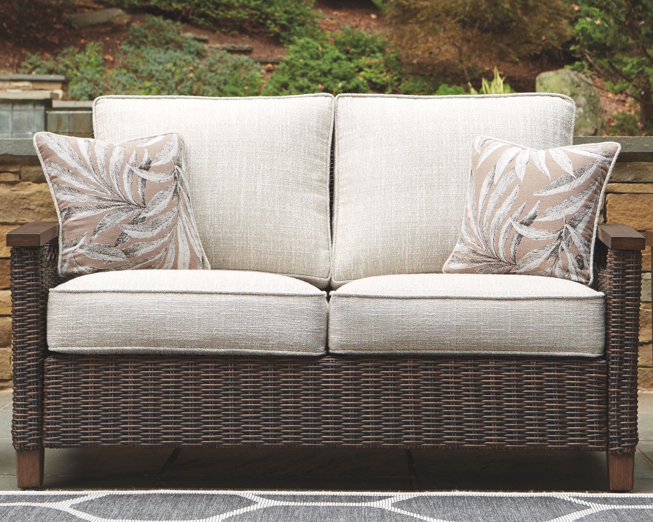 Ashley Furniture Paradise - Medium Brown - Loveseat W/Cushion | Meri Furniture
