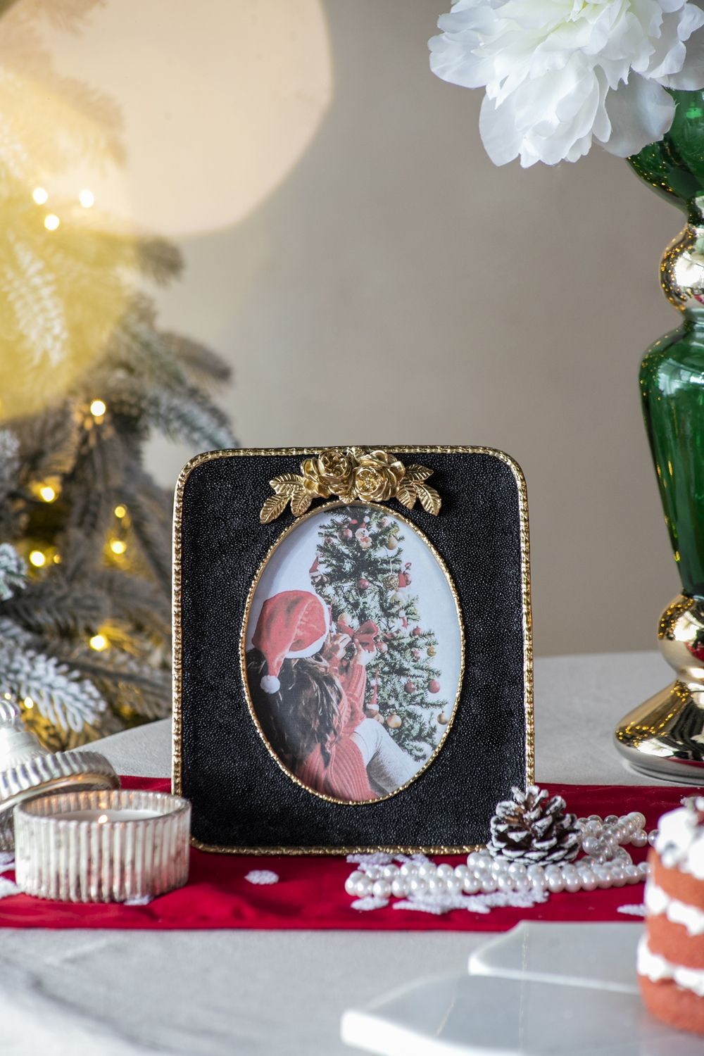 Vintage Photo Frame - Gold / Black