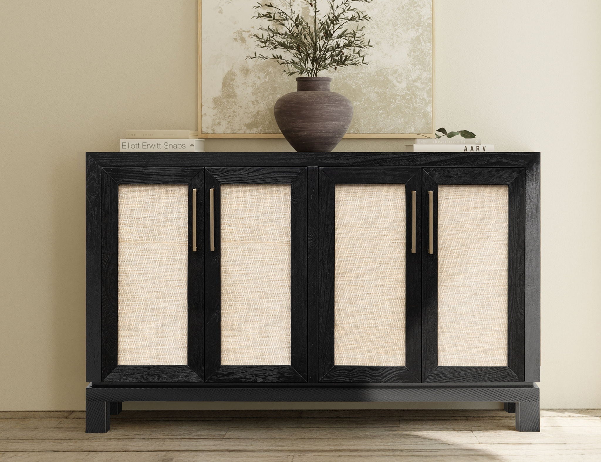 Solara - 4-Door Console