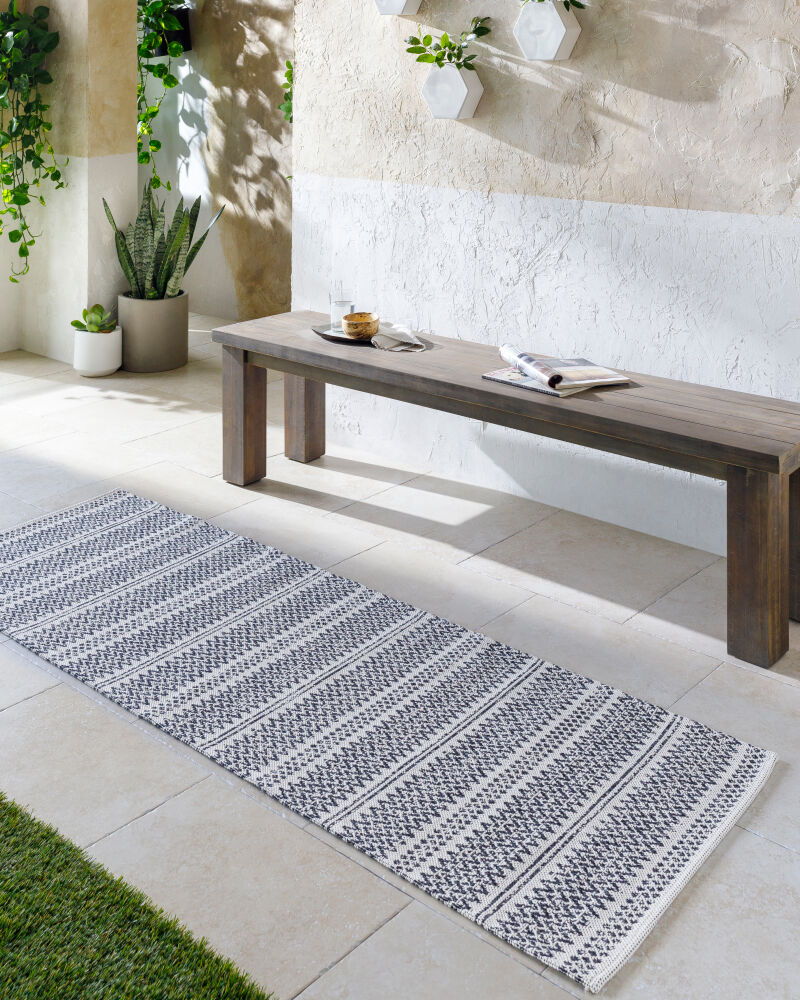 La Casa Machine Woven Rug