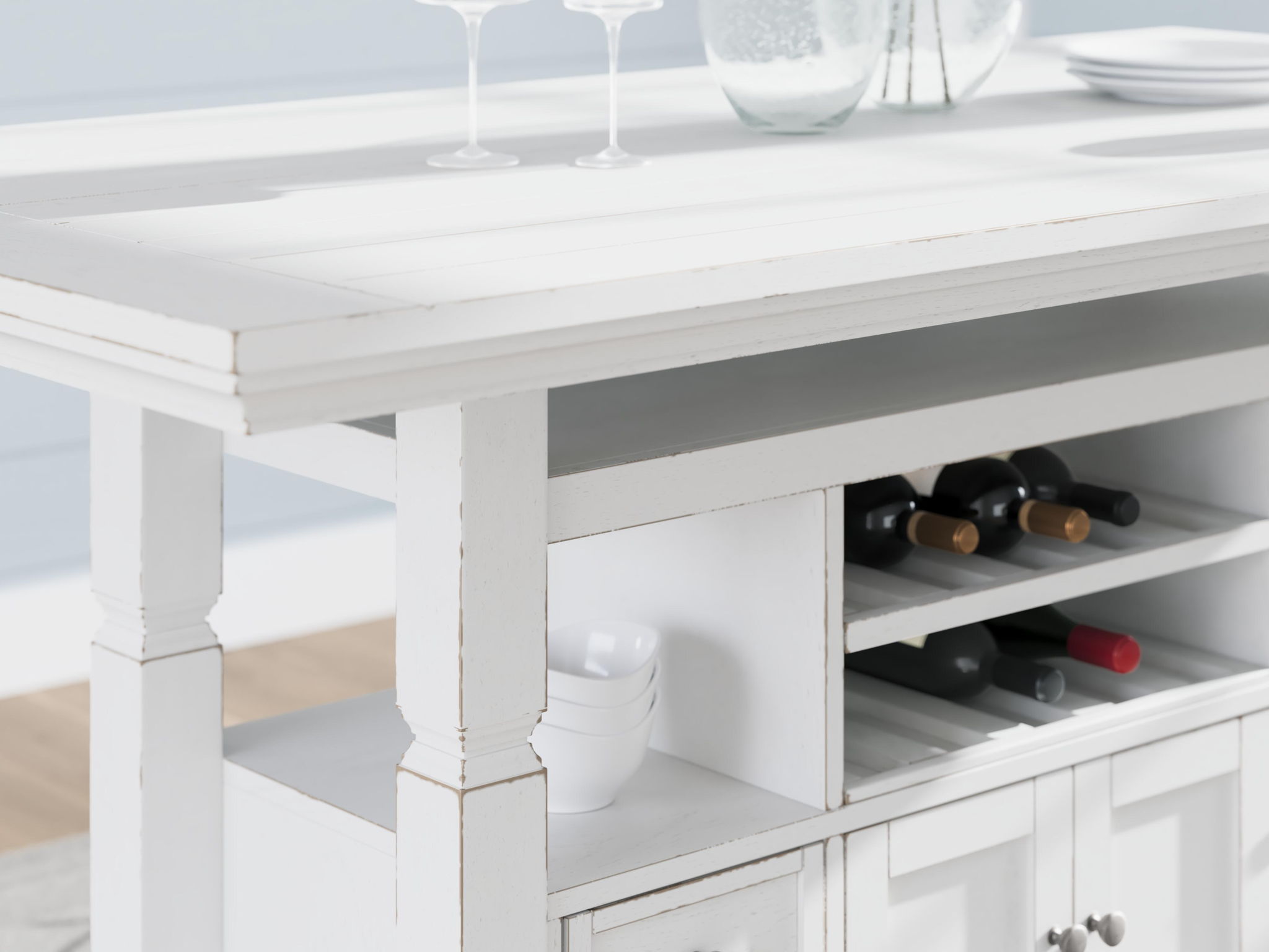 Robbinsdale - Rectangular Dining Table