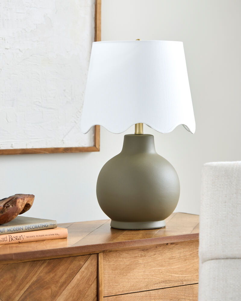Stella Diminuta Accent Table Lamp