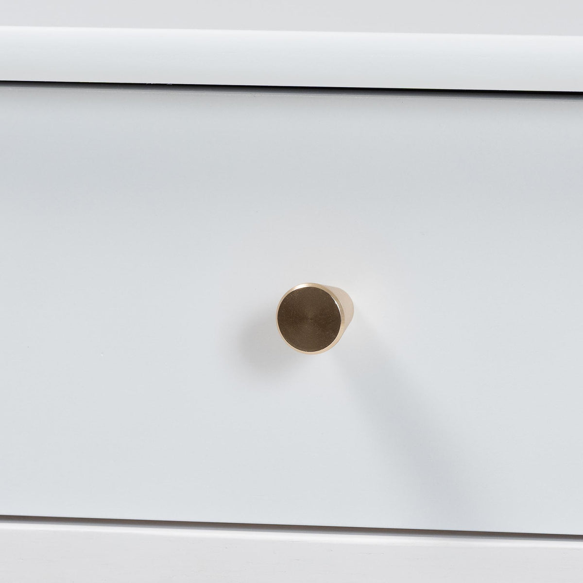 Callison Spindle Nightstand - 1-Drawer Farmhouse Bedside Table with Open Shelf Storage and Turned Accents for Bedroom, White