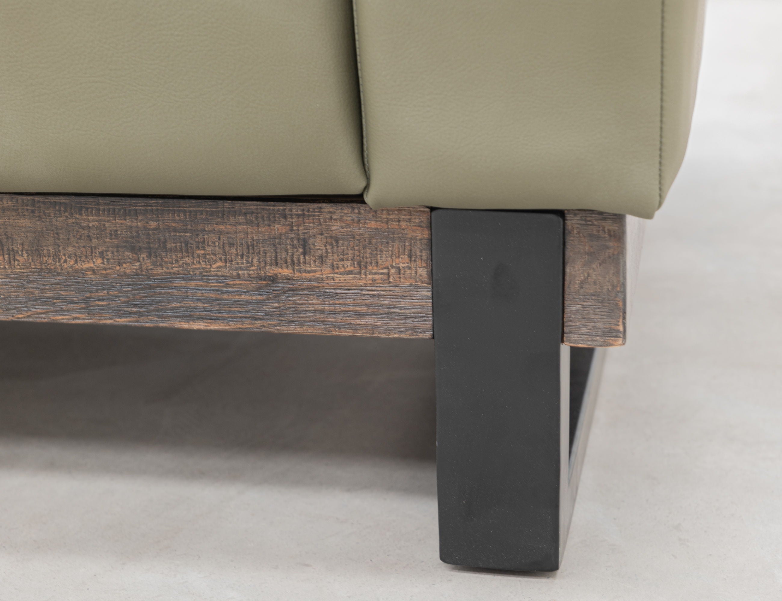 International Furniture Direct Blackburn - Sofa | Meri Furniture