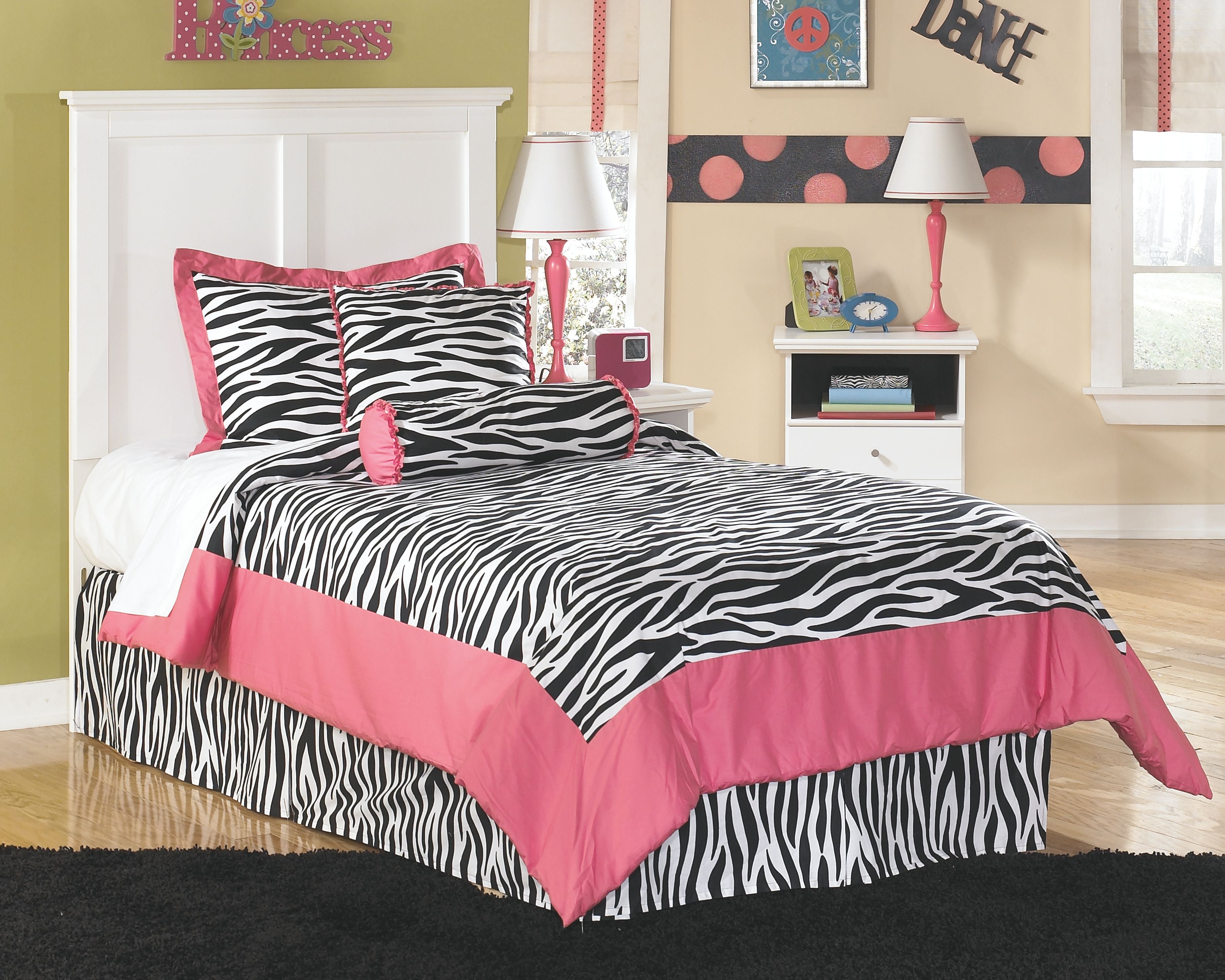 Signature Design by Ashley® Bostwick - Headboard With Bed Frame | Meri Furniture