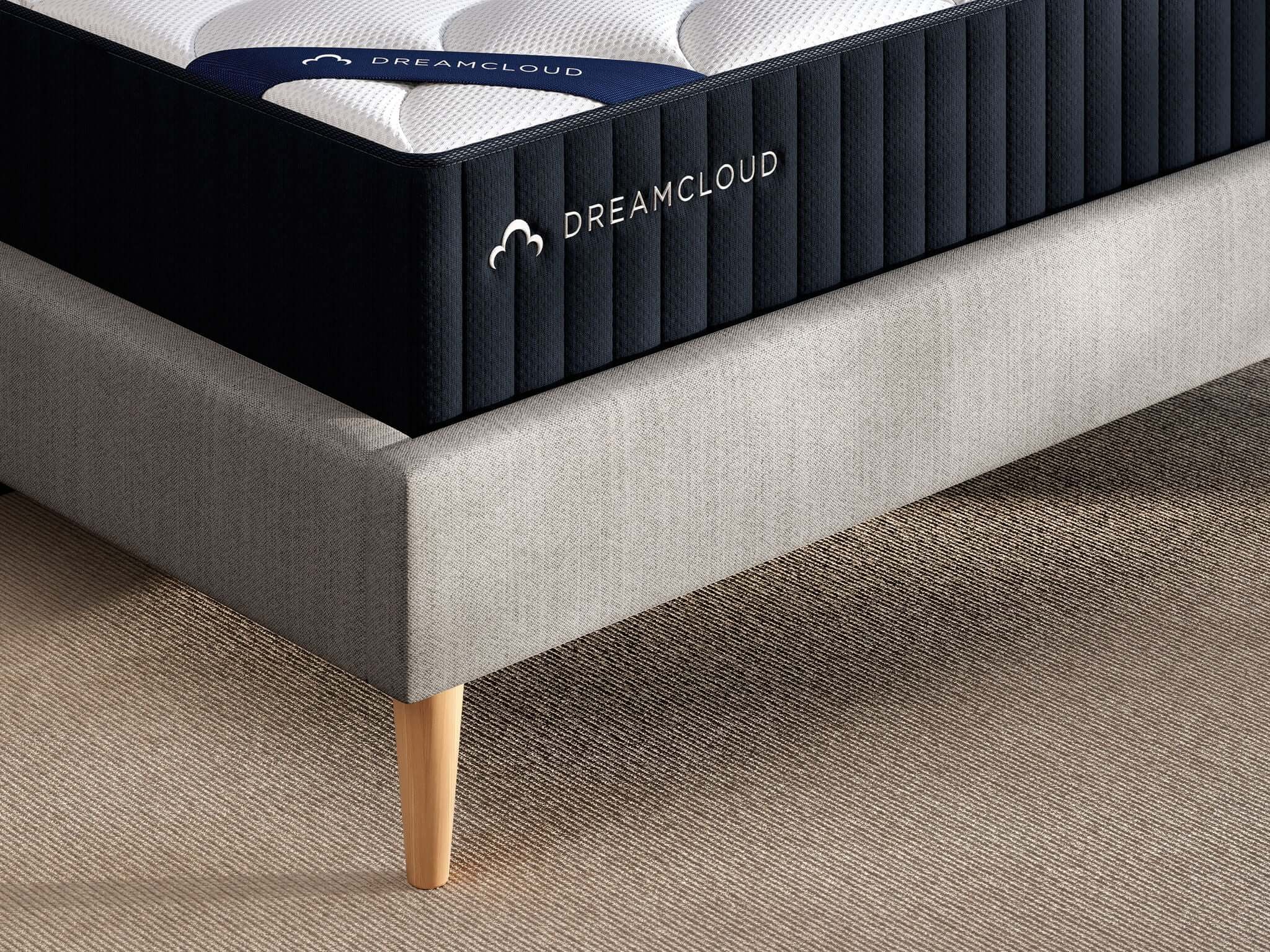 DreamCloud Classic Hybrid - Mattress