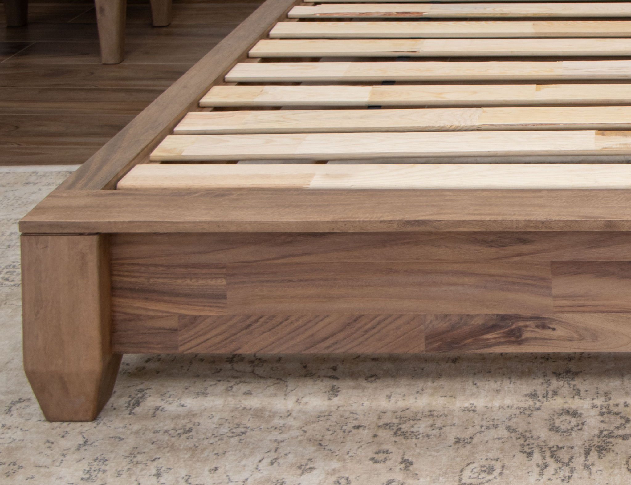 Parota Nova - Upholstered Platform Bed