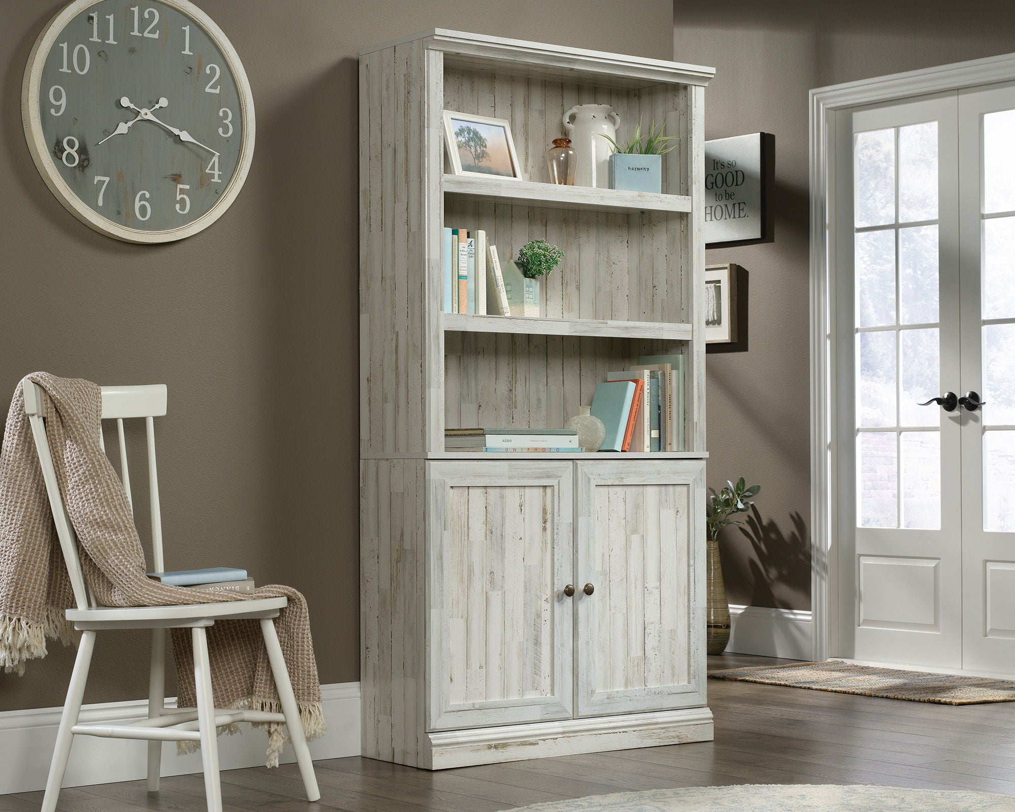 Bookcase With Doors in White Plank