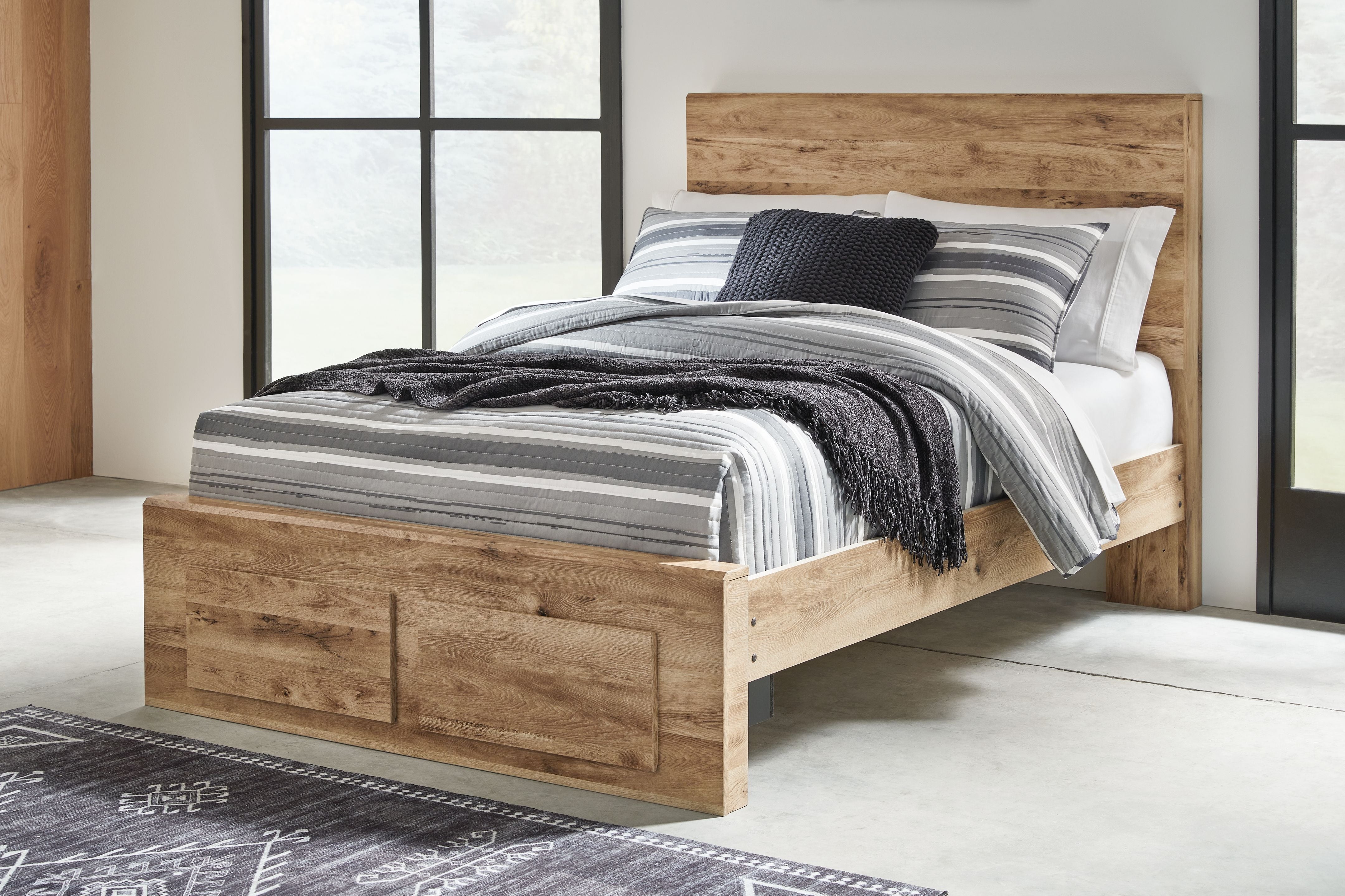 Signature Design by Ashley® Hyanna - Storage Bed | Meri Furniture