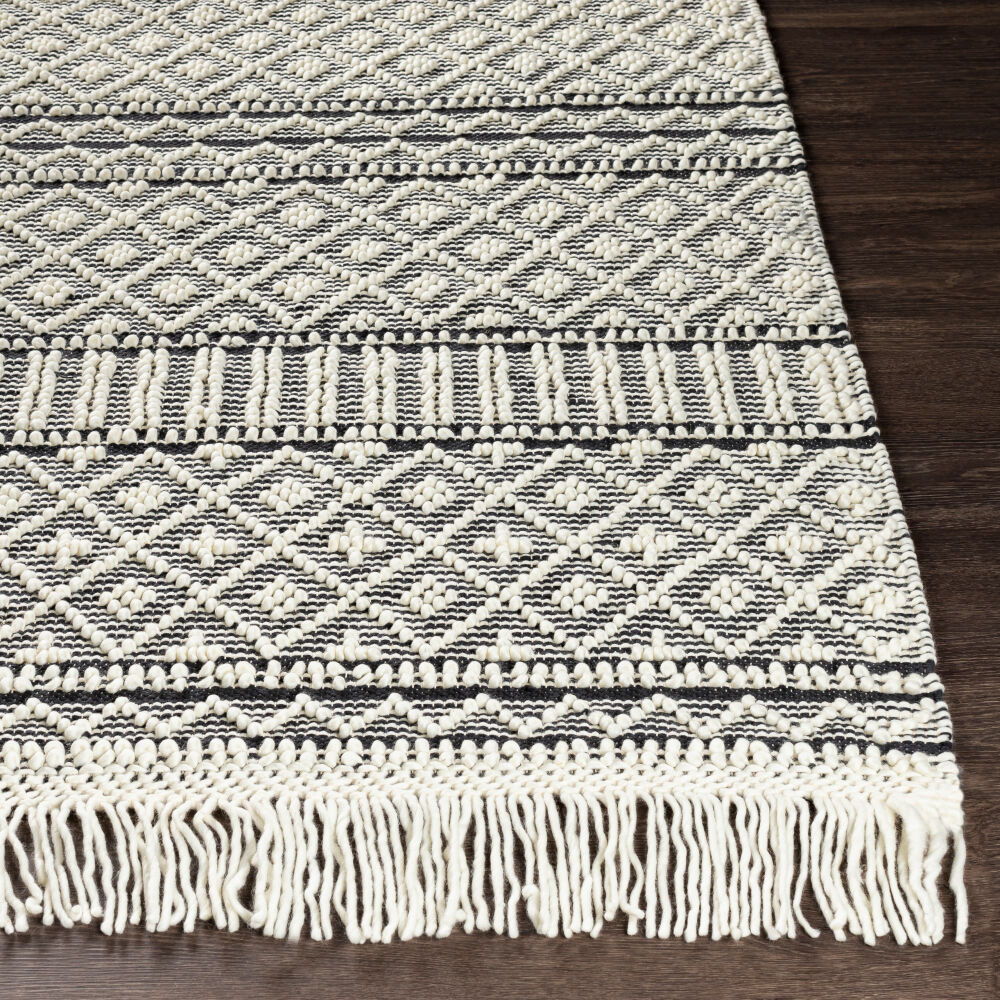 Farmhouse Tassels Handmade Rug