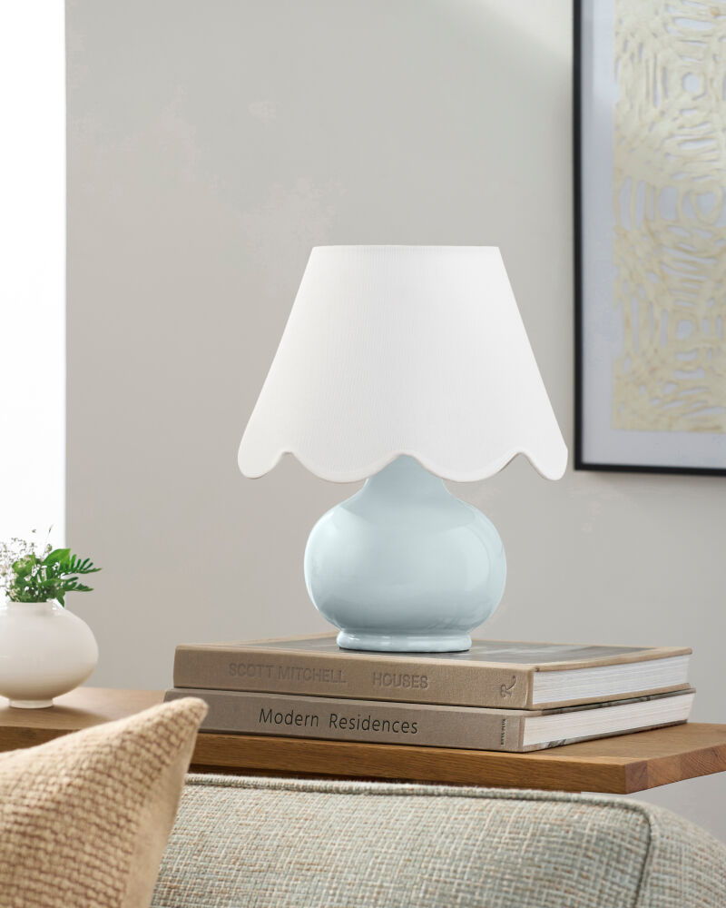Stella Diminuta Accent Table Lamp