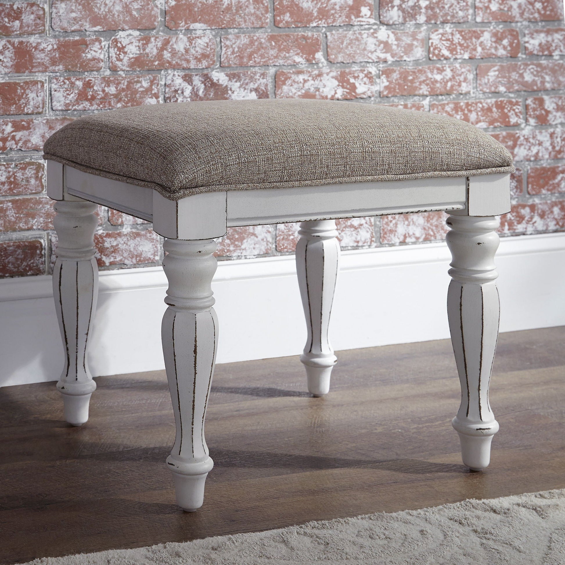 Liberty Furniture Magnolia Manor - Vanity Stool - White | Meri Furniture