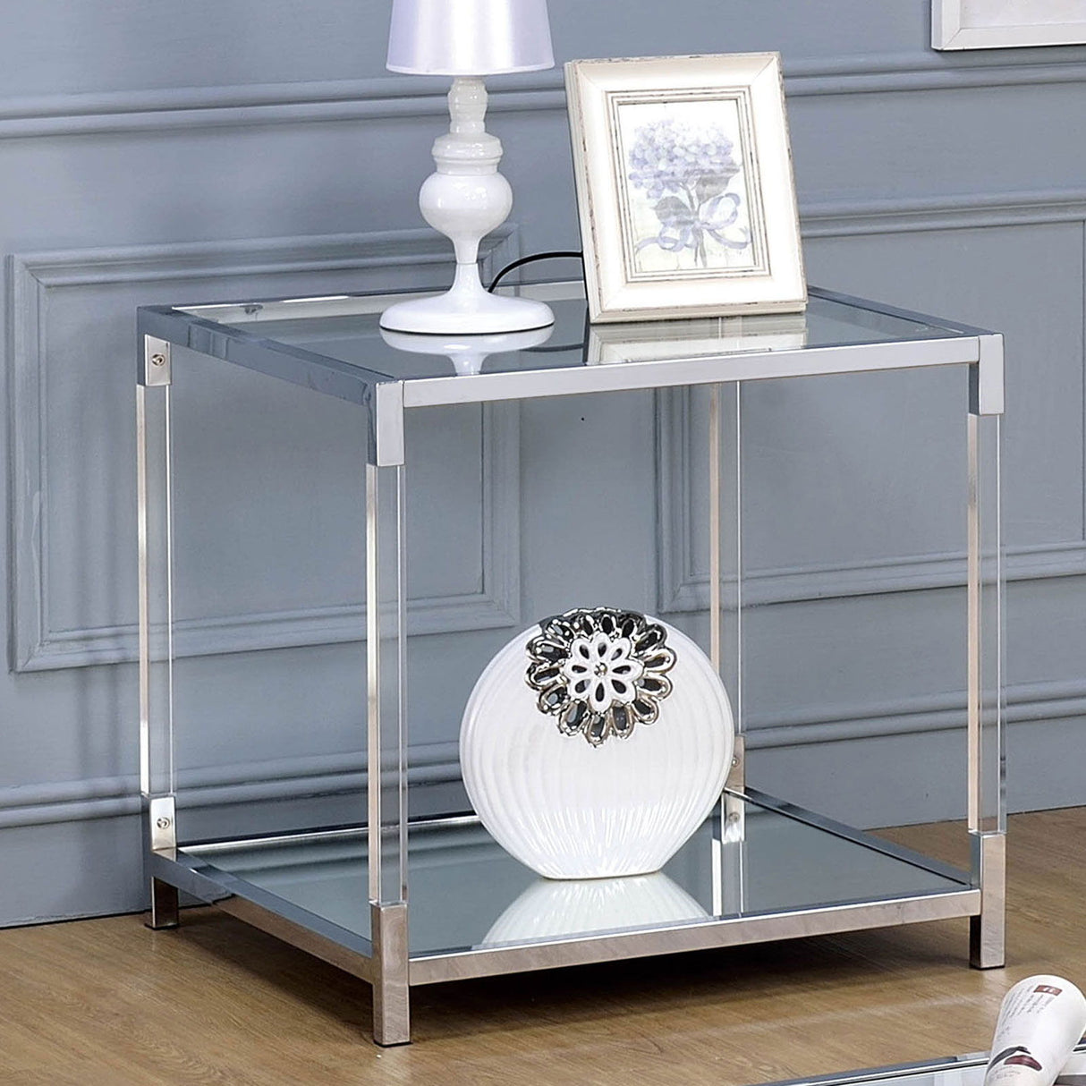 Ludvig - End Table - Chrome / Clear