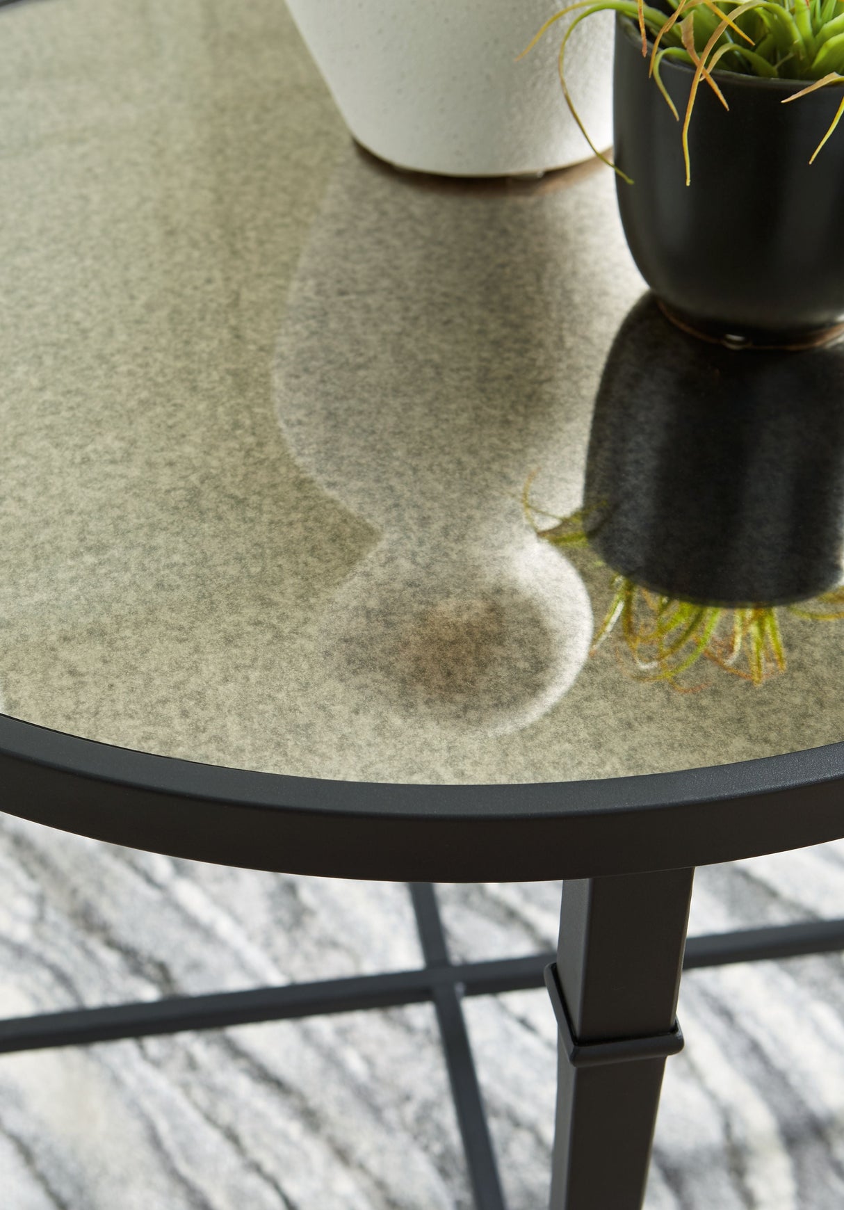 Signature Design by Ashley® Cadeburg - Black - Accent Table | Meri Furniture