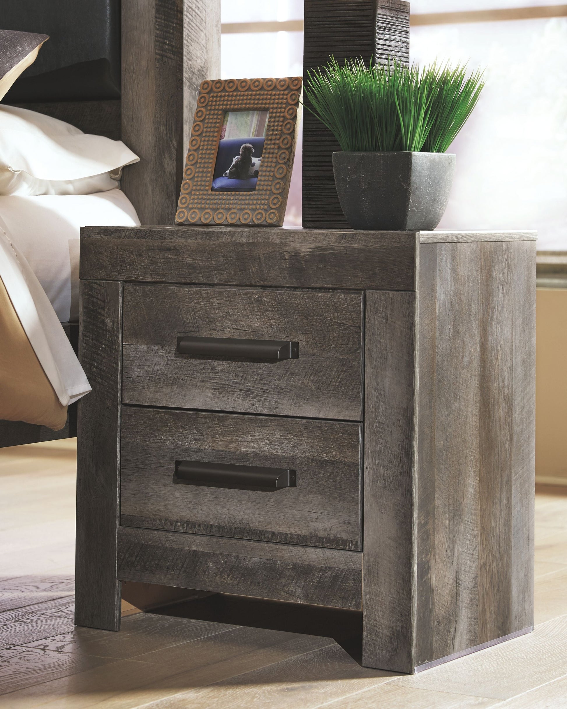 Signature Design by Ashley® Wynnlow - Gray - Two Drawer Night Stand | Meri Furniture