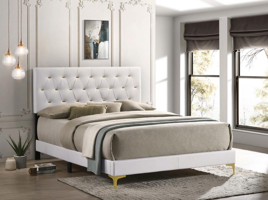 Coaster Fine Furniture Kendall - Panel Upholstered Bed | Meri Furniture