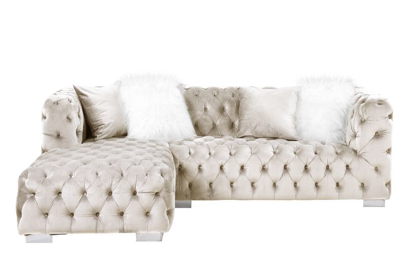 ACME •KD Legs•4 Pillows Included(Loveseat: 1 Fur+1 Body/Chaise: 1 Fur+1 Body)•Foam Density: D28 | Meri Furniture