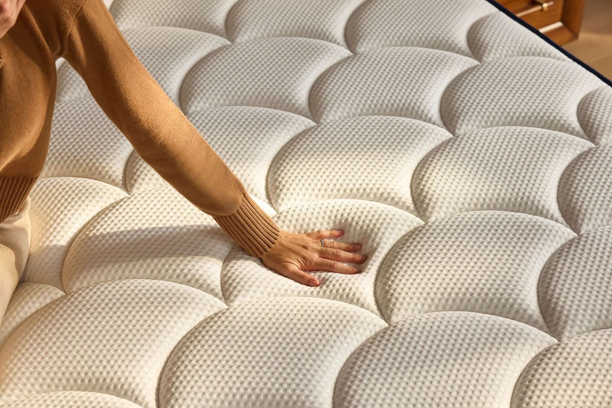 DreamCloud Classic Hybrid - Mattress