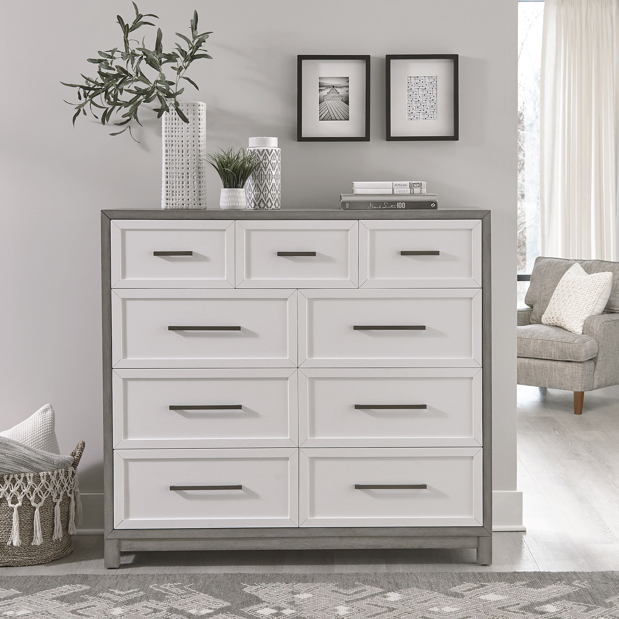 Liberty Furniture Palmetto Heights - 9 Drawer Chesser - White | Meri Furniture
