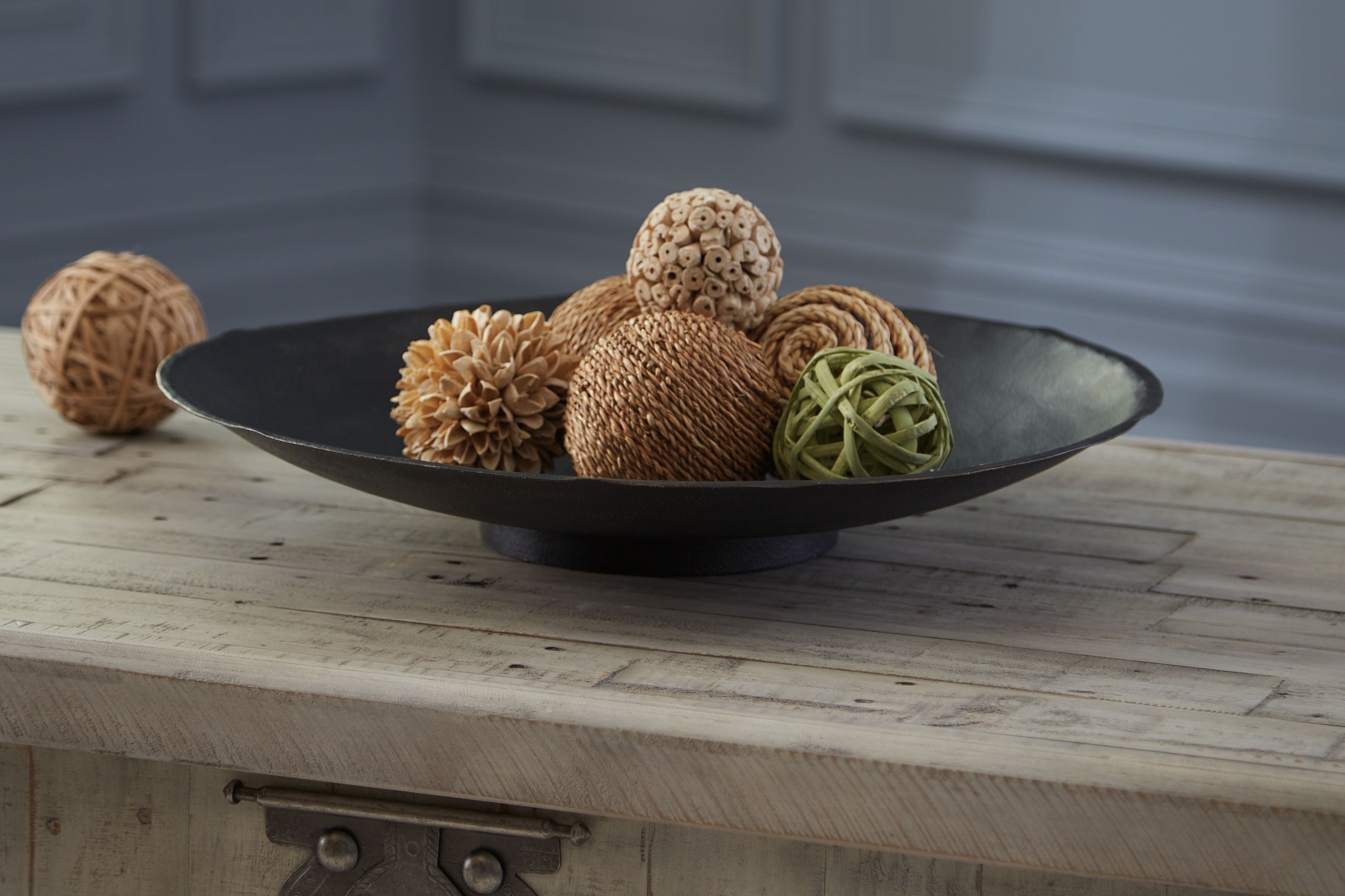 Signature Design by Ashley® Moises - Bowl | Meri Furniture