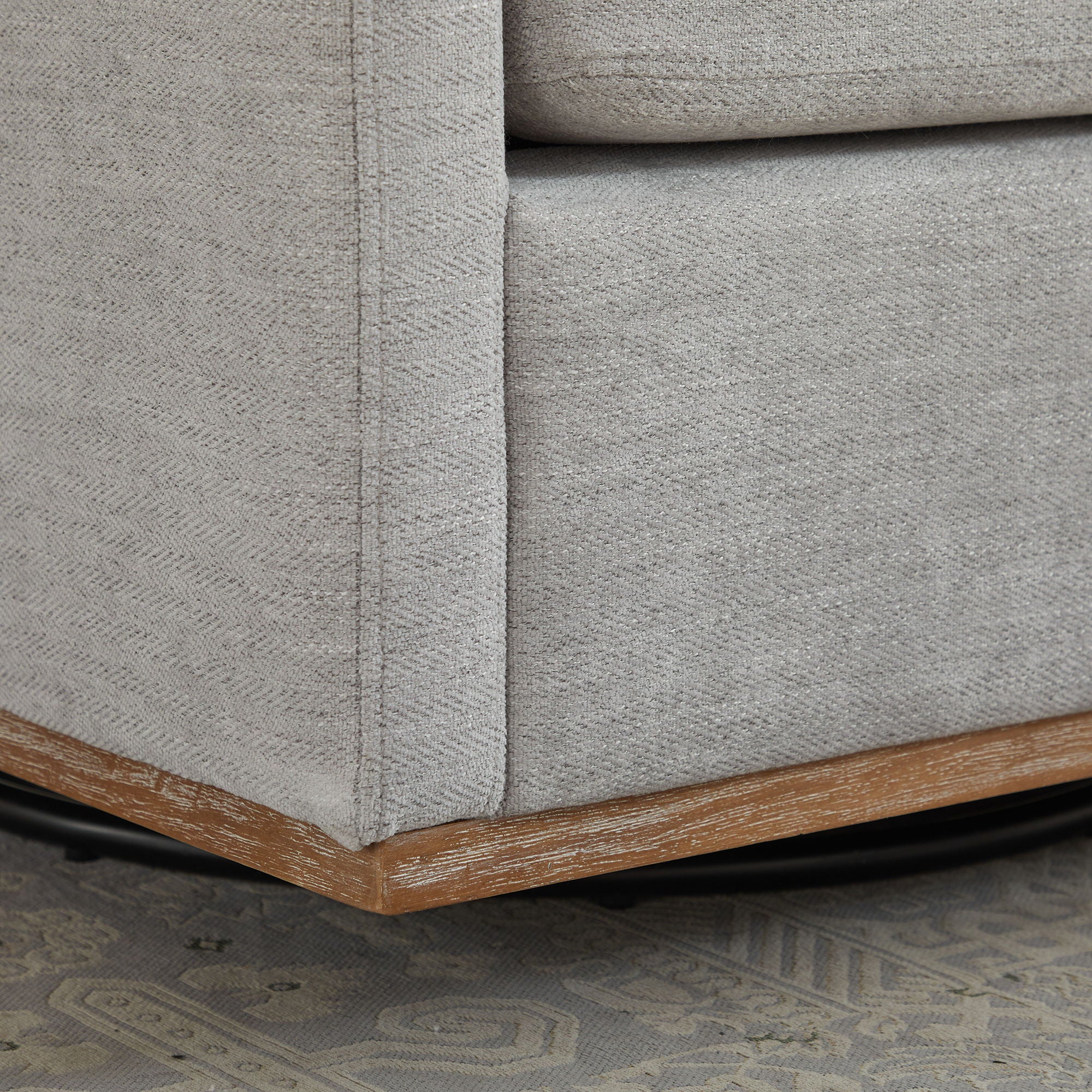 Modern Square Upholstered Swivel Accent Chair With Metal Base