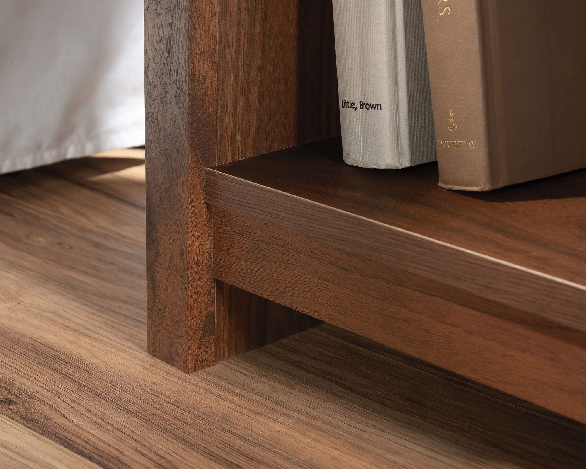 Night Stand with Drawer in Grand Walnut