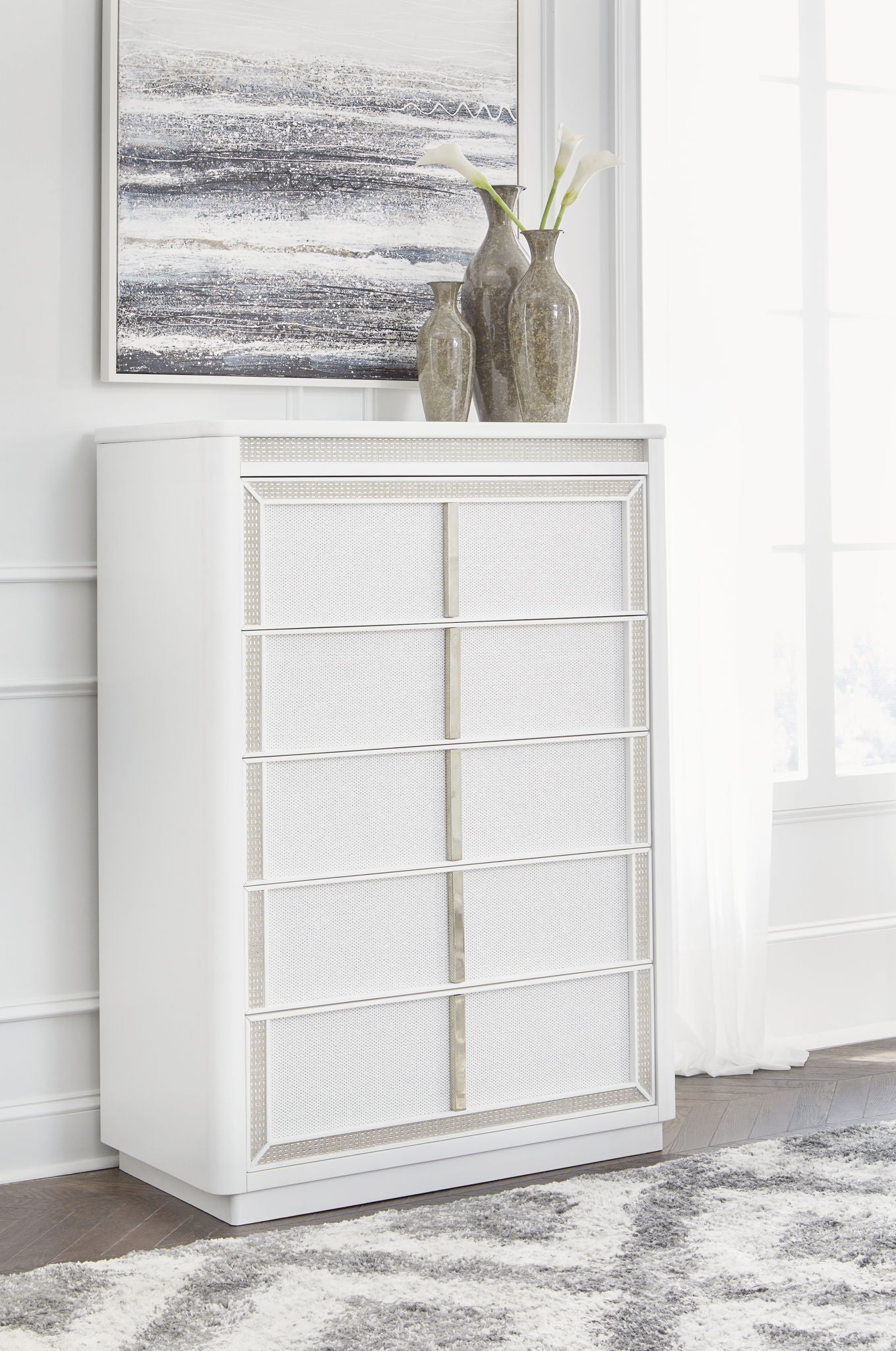Chalanna - Five Drawer Chest - White