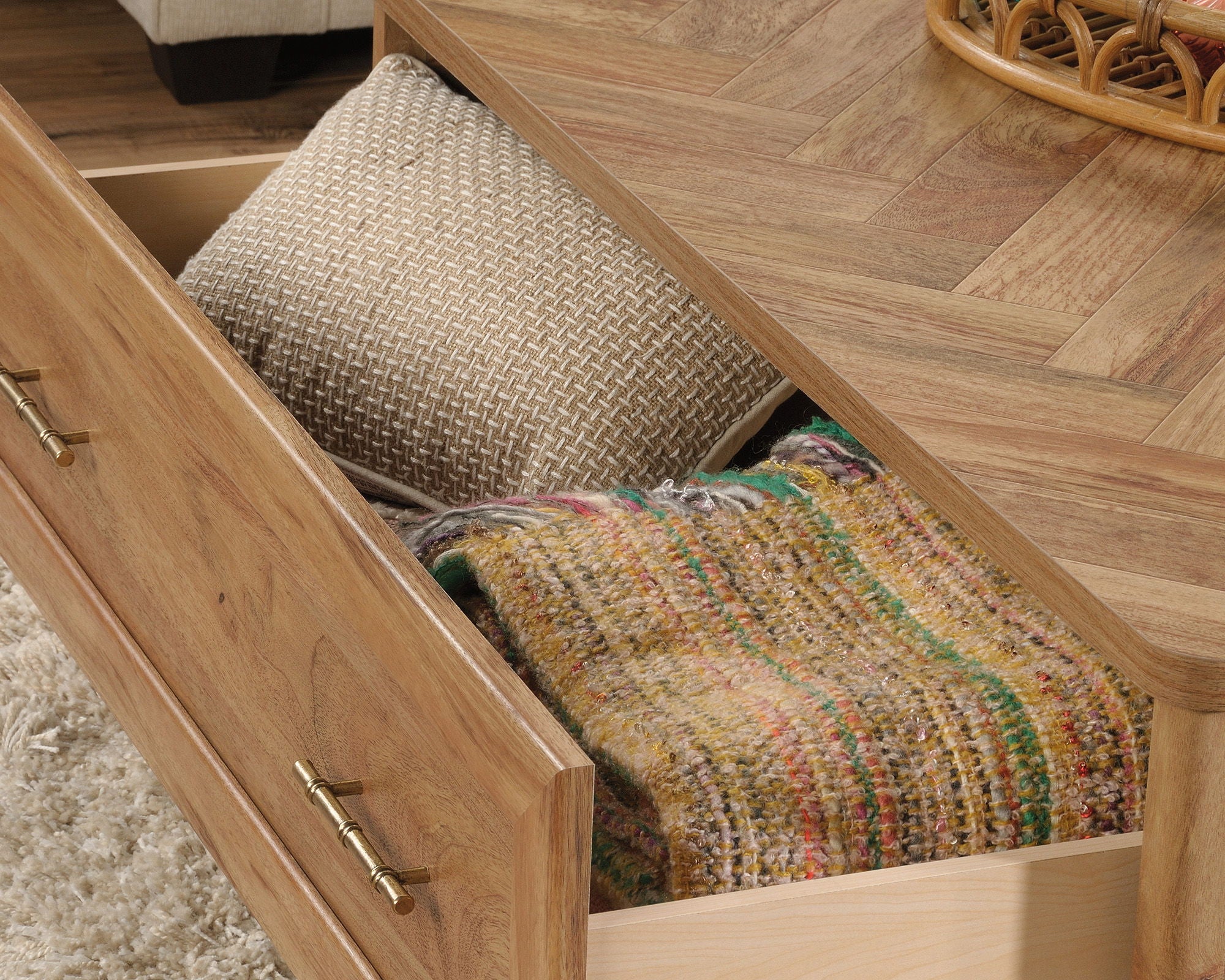 Coral Cape Coffee Table Sindoori Mango